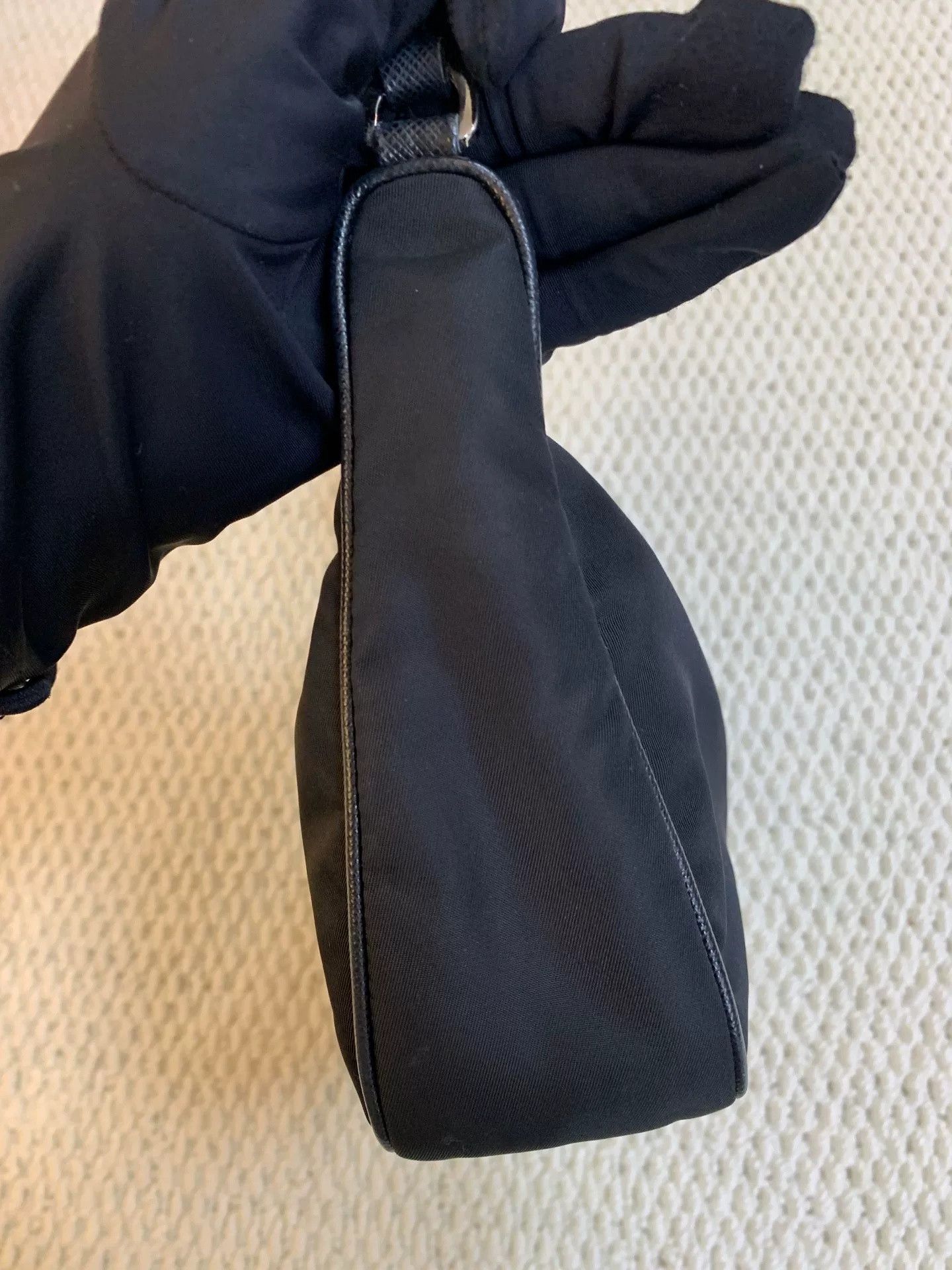 Prada Prada Re-Edition 2005 Small Hobo Bag Size ONE SIZE - 5 Thumbnail