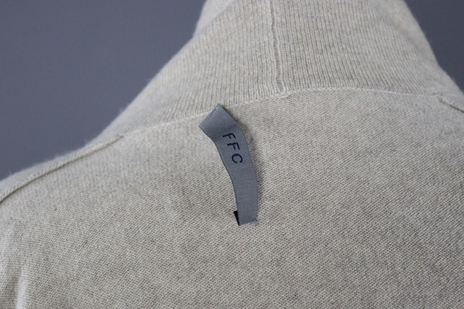 Designer FFC Tan Cashmere V-Neck Cuff Button Front Cardigan Size M Size M / US 6-8 / IT 42-44 - 9 Thumbnail