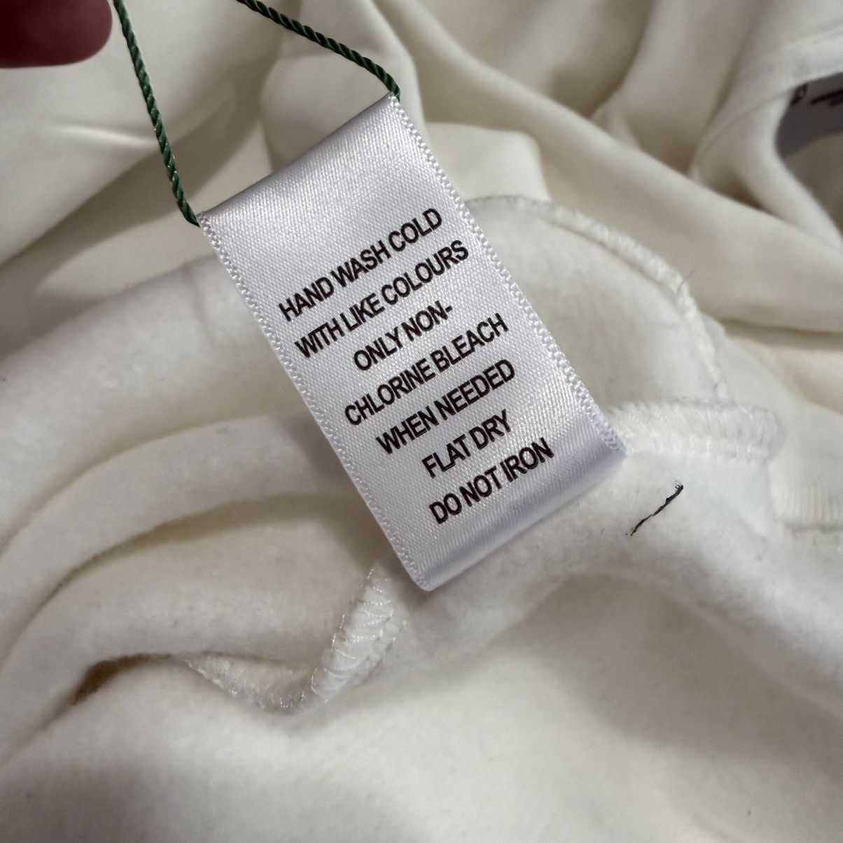 Essentials FEAR OF GOD ESSENTIAL WHITE HOODIE Size US L / EU 52-54 / 3 - 3 Thumbnail