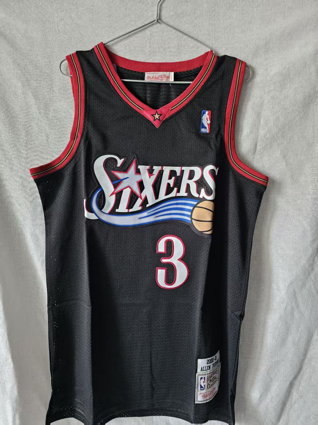 NBA 76ers #3 Allen Iverson Jersey Black Size US XL / EU 56 / 4 - 2 Thumbnail