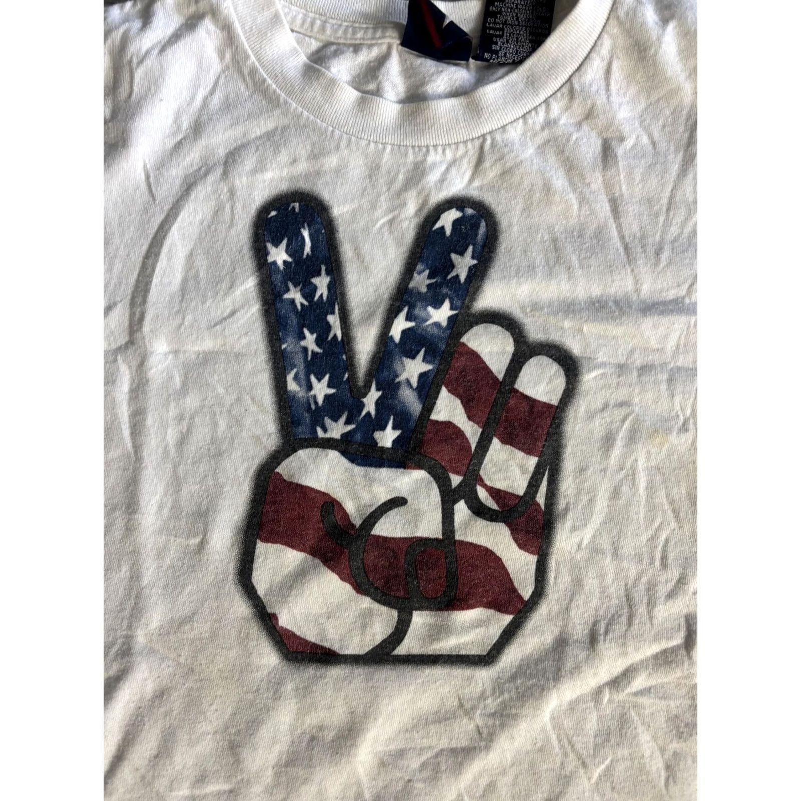Vintage American Flag Peace Sign Shirt Mens L White Patriotic Graphic Tee USA Size US L / EU 52-54 / 3 - 2 Thumbnail