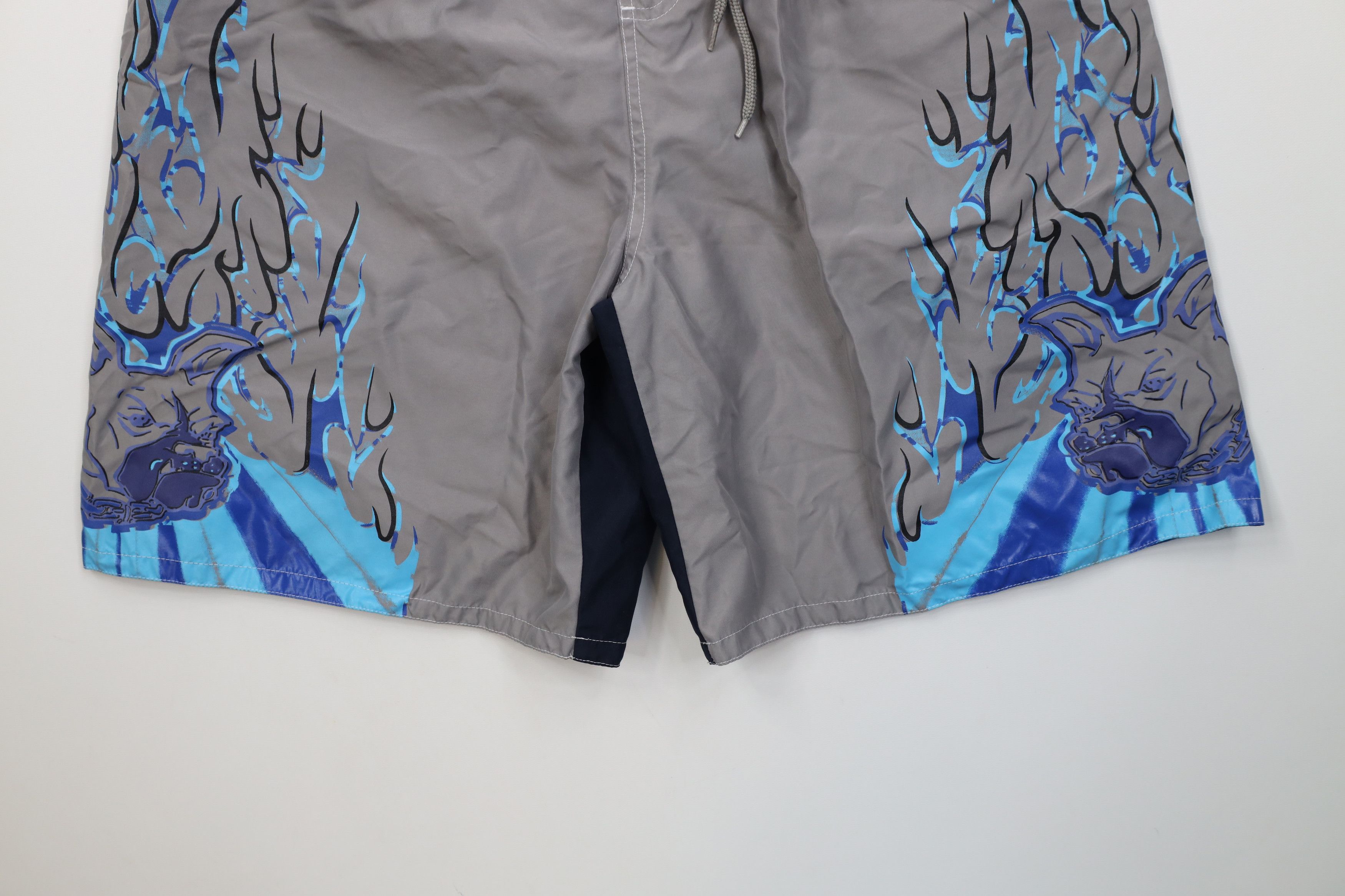 Vintage Vintage 90s Y2K Streetwear Fire Flames Shorts Swim Trunks Size US 32 / EU 48 - 4 Thumbnail