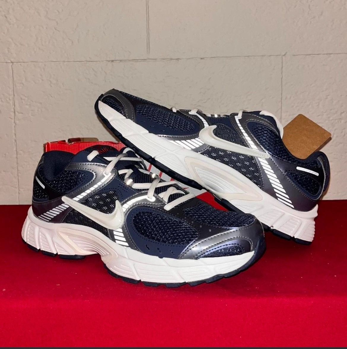 Nike Size 12 Nike V5 RNR ‘Independence Day Pack’ Size US 12 / EU 45 - 2 Thumbnail