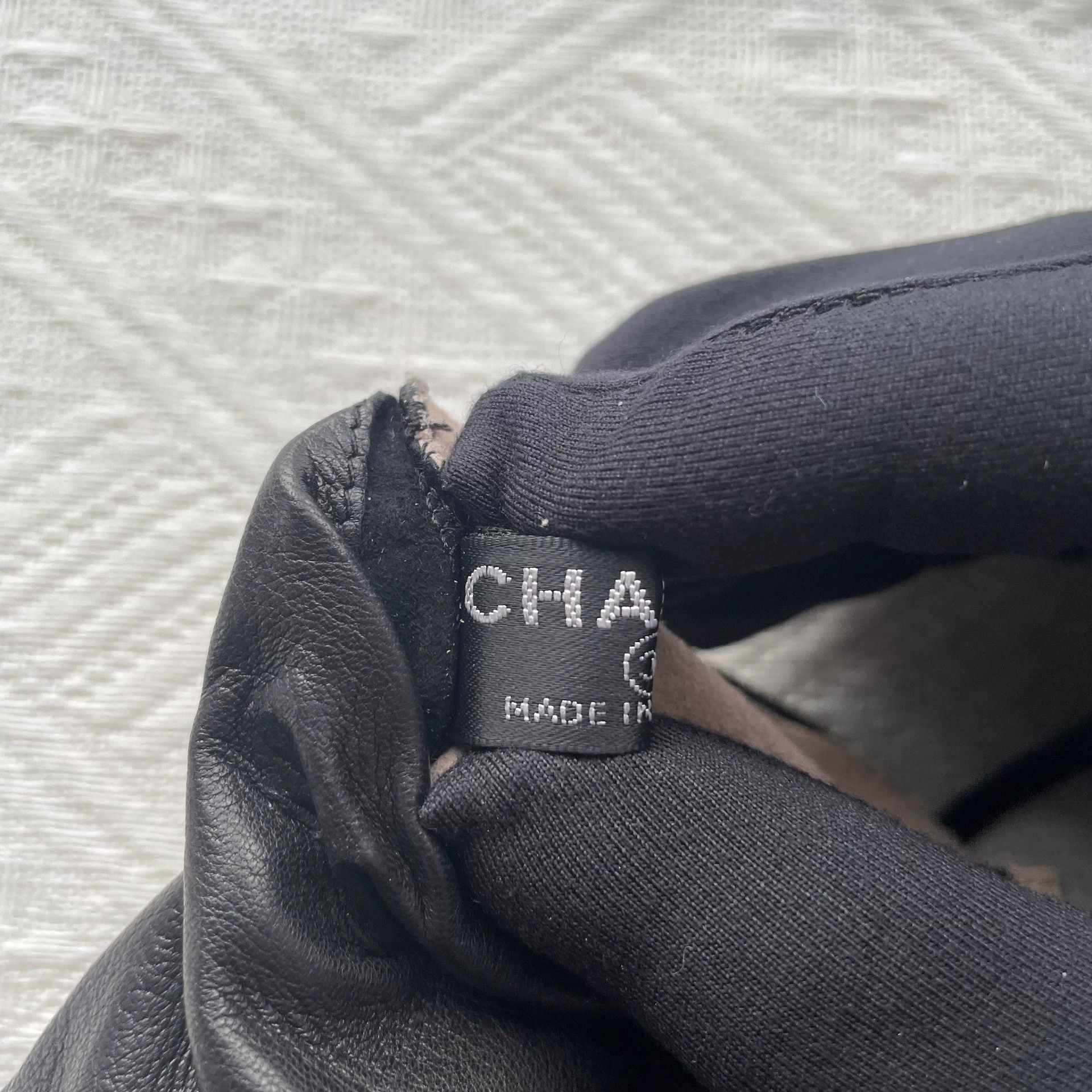Chanel CHANEL Women's Fingerless Golf Glove 98 New B&W 8 Size ONE SIZE - 8 Thumbnail
