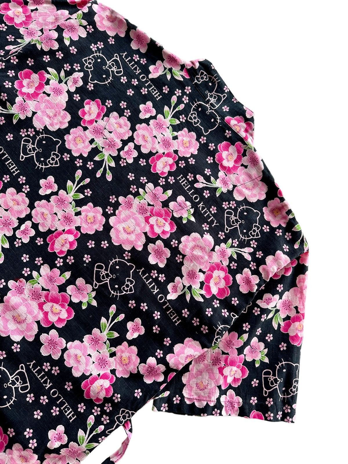 Anime × Japanese Brand × Komono Hello Kitty Kimono Size US L / EU 52-54 / 3 - 4 Thumbnail