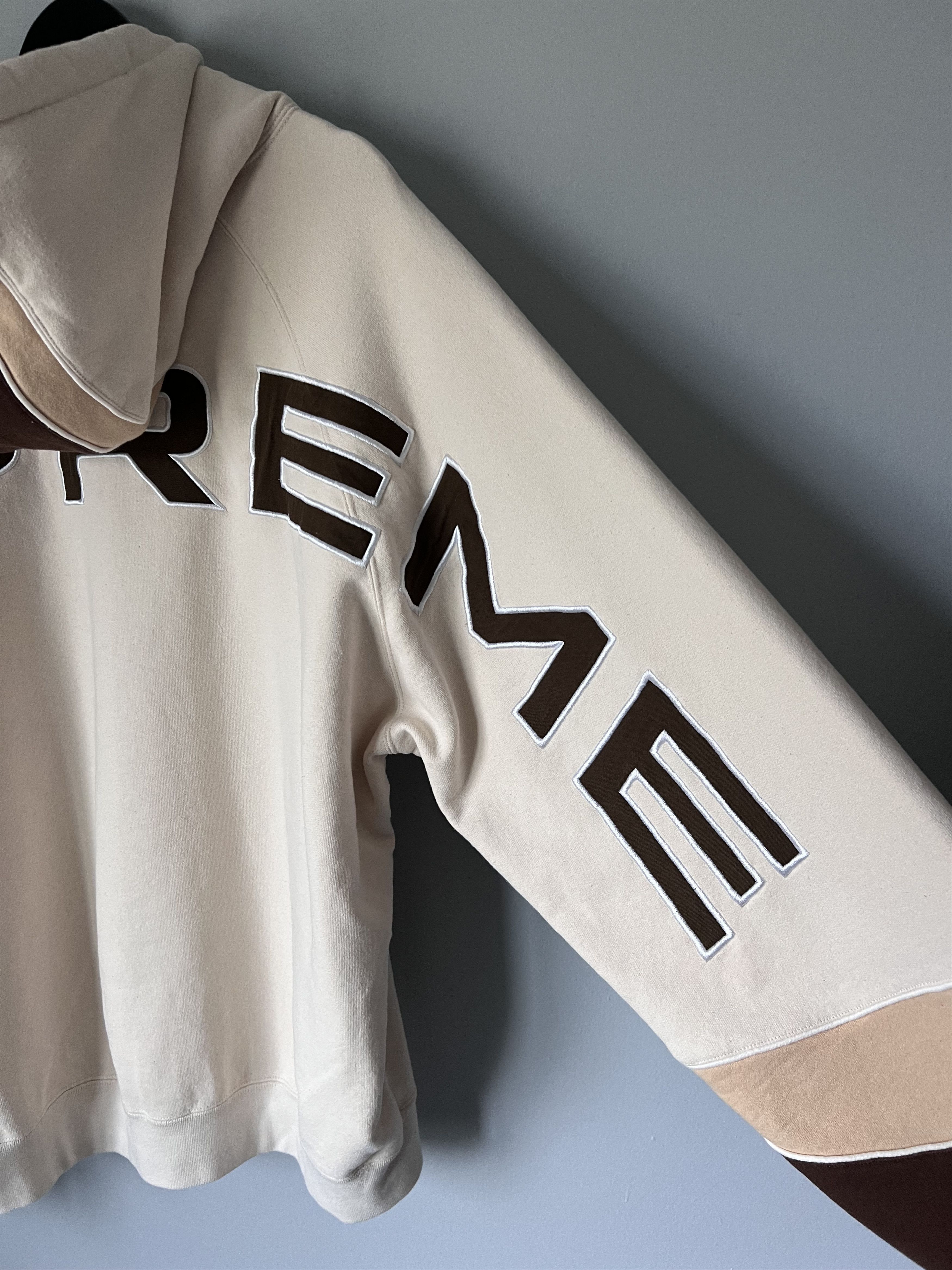 Supreme Supreme Paneled Hoodie in Natural Brown Size US XL / EU 56 / 4 - 2 Thumbnail
