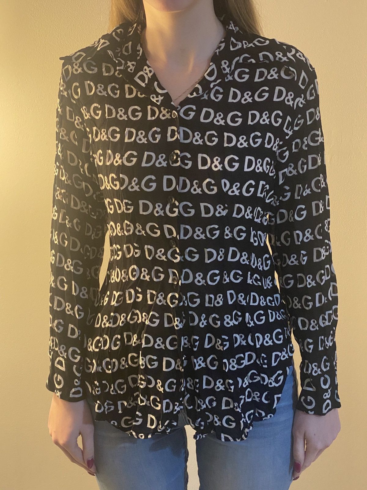 Dolce & Gabbana Dolce & gabbana luxury dg monogram ultra rare women shirt Size M / US 6-8 / IT 42-44 - 1 Thumbnail