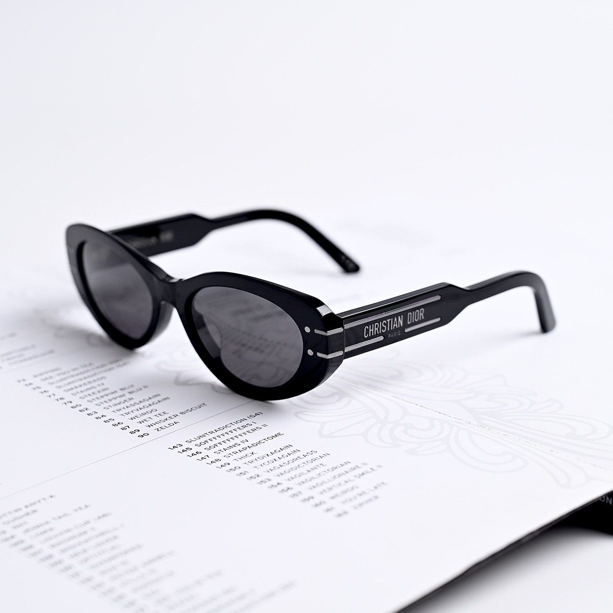 Dior DIOR DIORSIGNATURE B8U 14A0 SUNGLASSES Size ONE SIZE - 1 Thumbnail