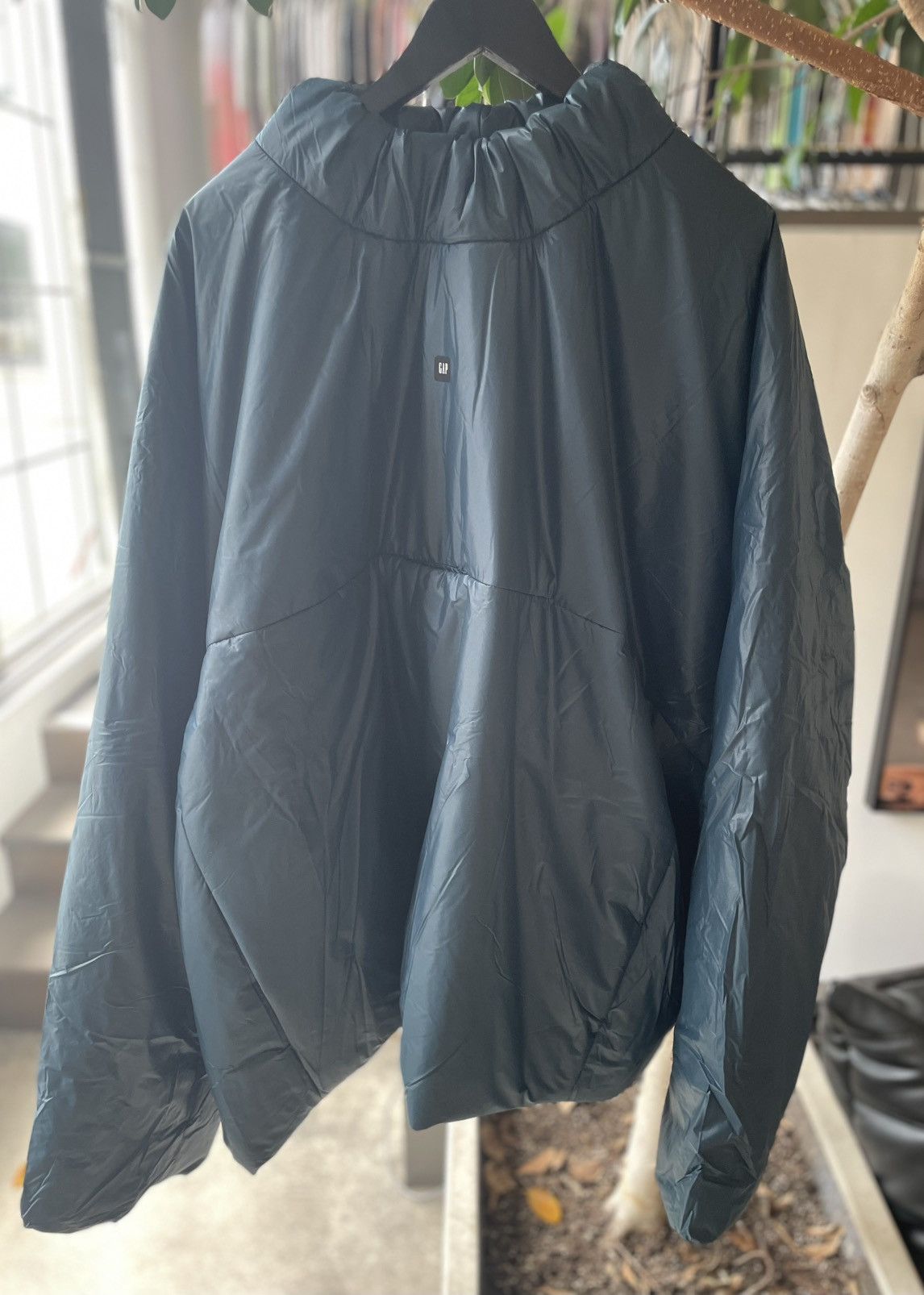 Balenciaga × Gap × Yeezy Yeezy Gap Balenciaga Mock Neck Pullover Puffer Size US XXL / EU 58 / 5 - 2 Thumbnail