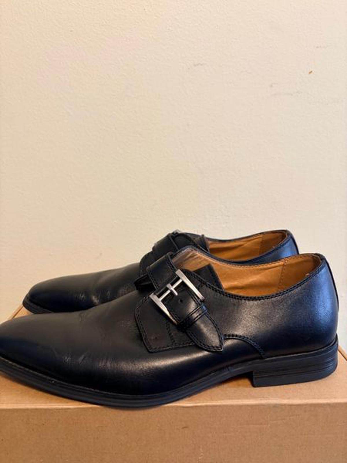 La Milano La Milano Willem Single Strap Slip-on Shoes (Size 9) Size US 9 / EU 42 - 3 Thumbnail