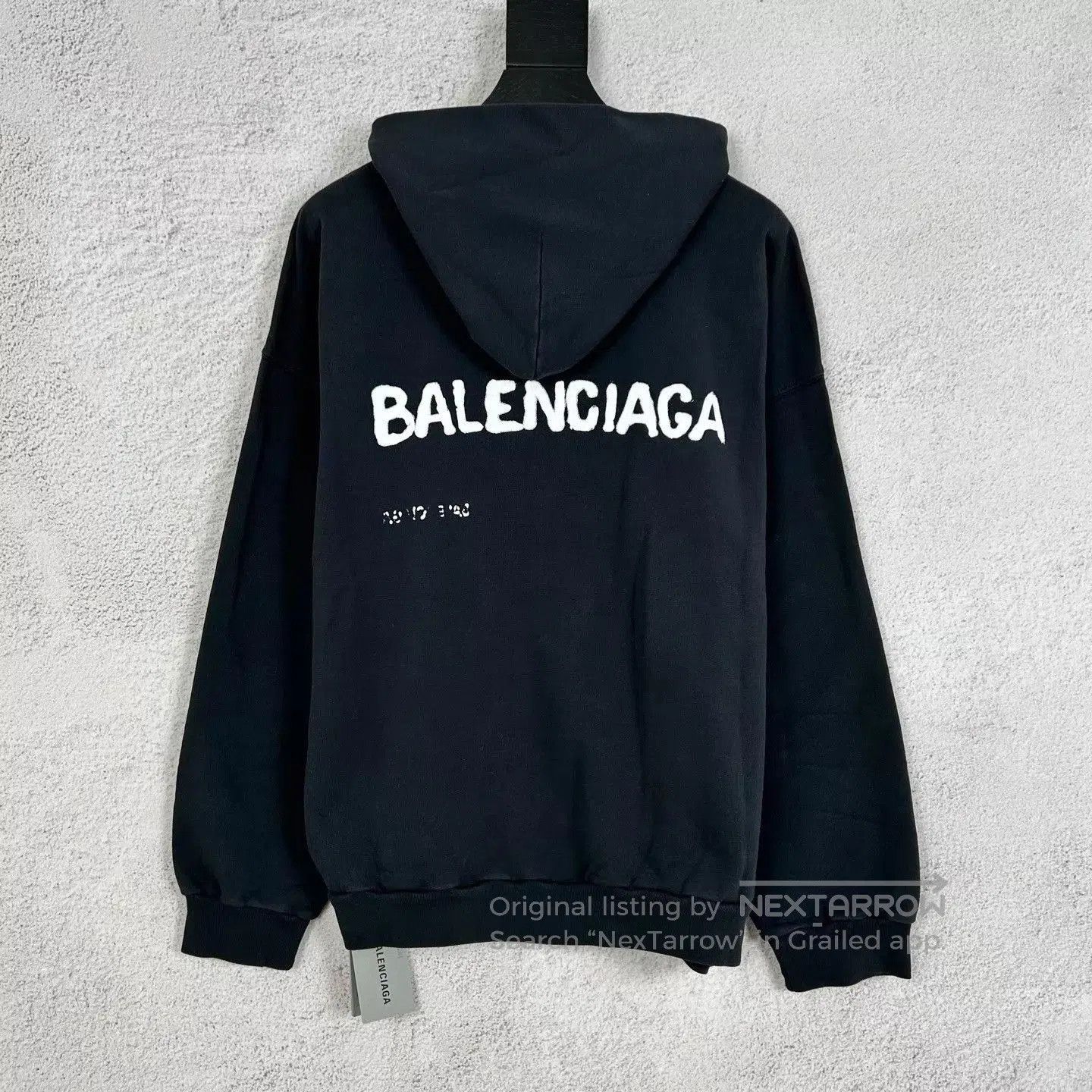 Balenciaga Black Printed Hoodie with Front Pocket. Size US S / EU 44-46 / 1 - 2 Thumbnail