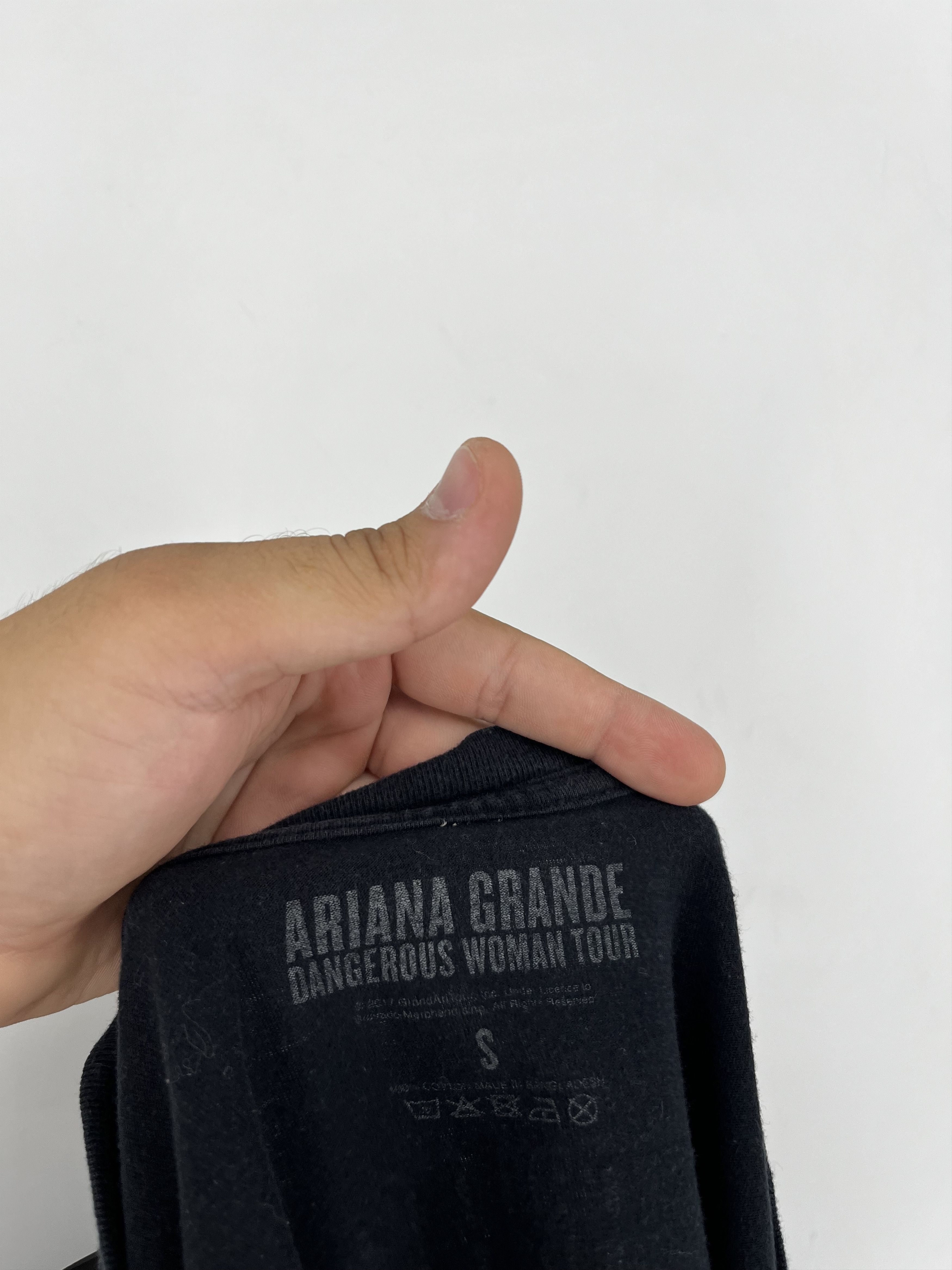 Band Tees Ariana Grande Shirt Short Sleeve Concert Shirt Band Black S Size US S / EU 44-46 / 1 - 12 Thumbnail