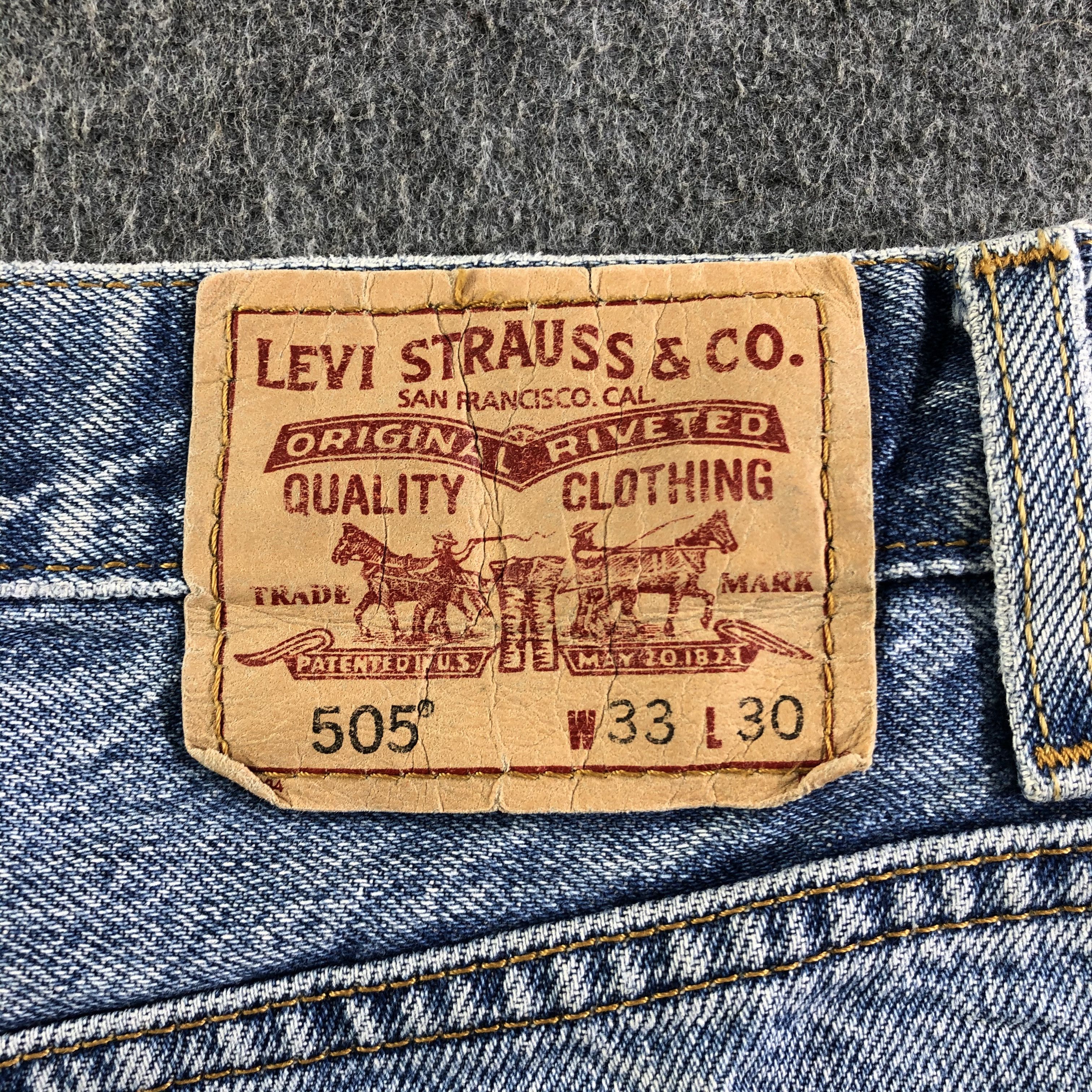 Levi's Vintage Light Wash Levis 505 Jeans-J4117 Size US 33 - 5 Thumbnail