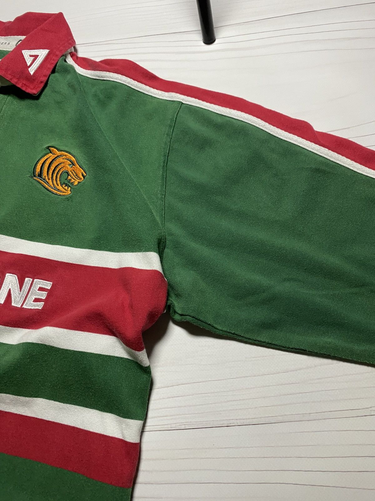 Cotton Traders Vintage Leicester Tigers 2001/02 home rugby y2k longsleeve Size US XL / EU 56 / 4 - 6 Thumbnail