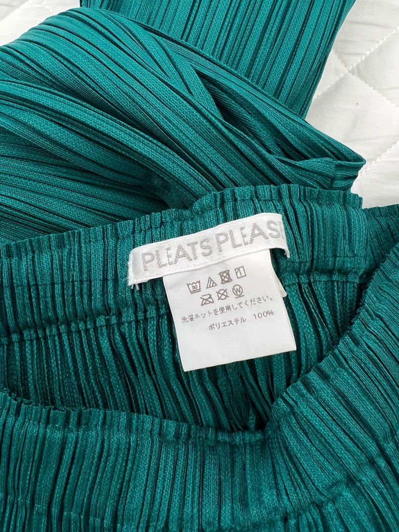 Issey Miyake issey miyake size:1 Peacock green straight-leg pants 2505- Size US 26 / EU 42 - 2 Thumbnail