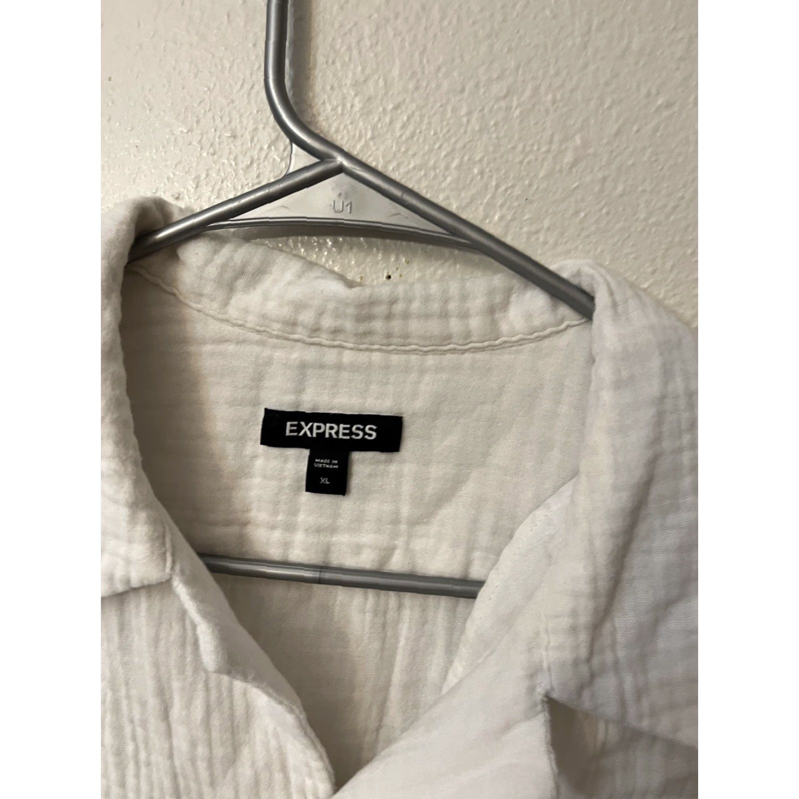 Express EXPRESS Shirt Outdoor White Button-Up Short Sleeve Mens XL Cotton Shirt - Express Casual Everyday Wear Men's XL White Shirt Size US XL / EU 56 / 4 - 2 Thumbnail