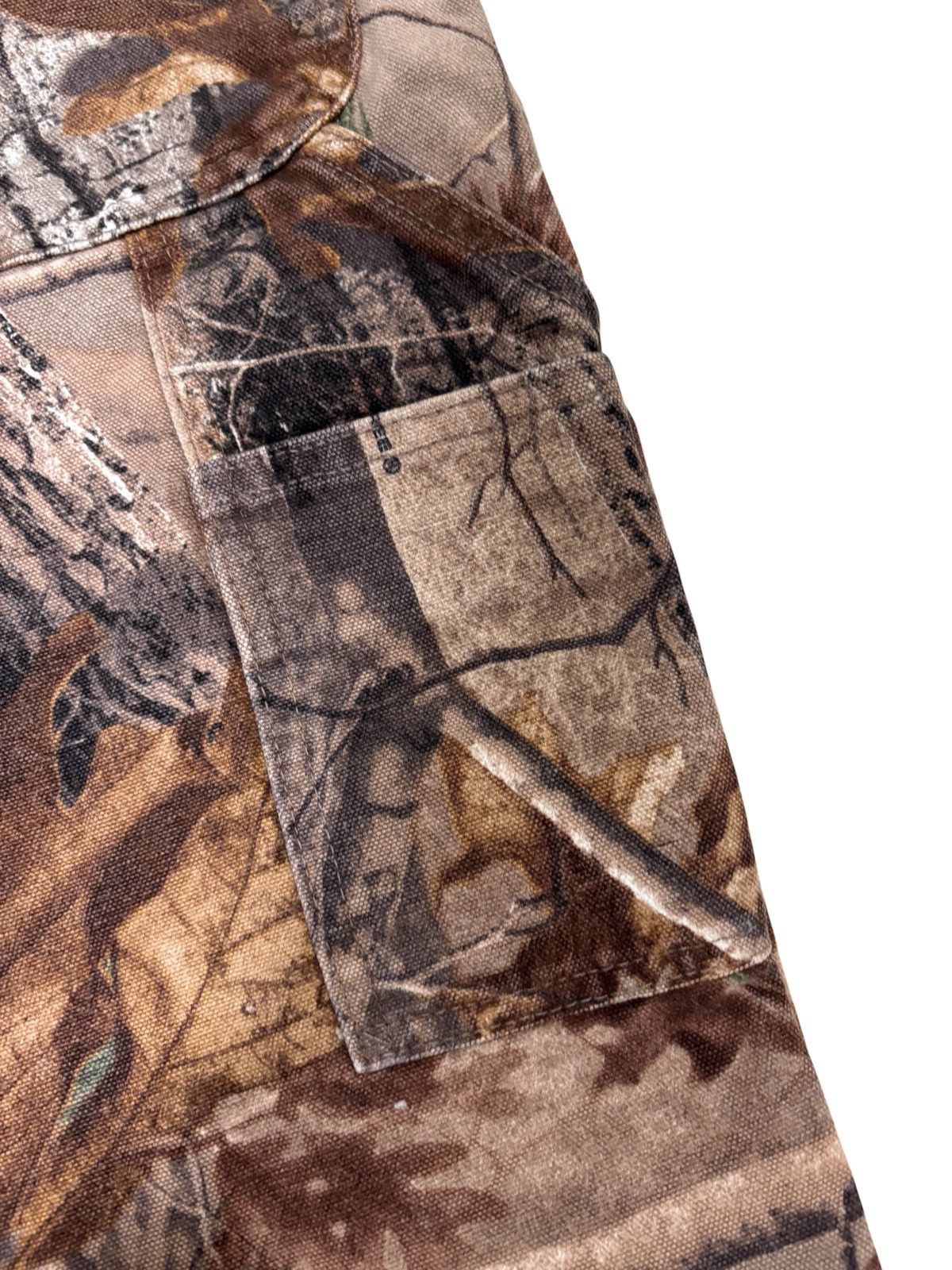 Carhartt Vintage Carhartt Realtree Camo Canvas Carpenter Pants 36x32 Size US 36 / EU 52 - 2 Thumbnail