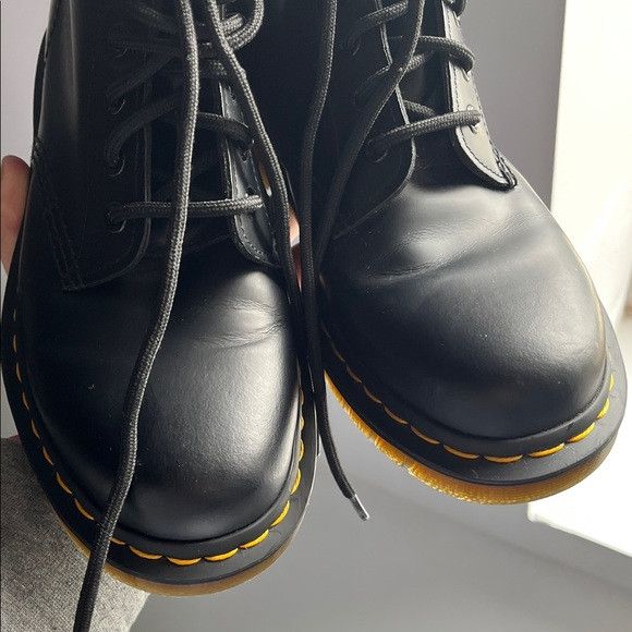 Dr. Martens Dr Marten airwalk 1460 Combat Boots in black size 7L 6m Size US 7 / IT 37 - 4 Thumbnail