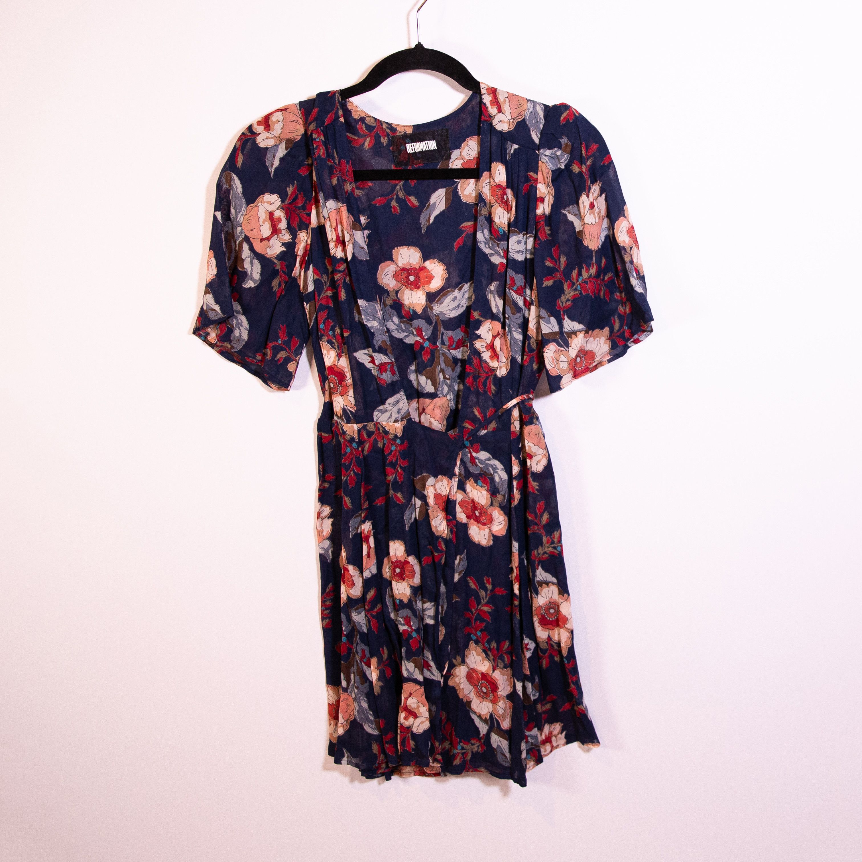 Reformation Reformation Guava Floral Flower Print Pattern Size XS / US 0-2 / IT 36-38 - 1 Thumbnail