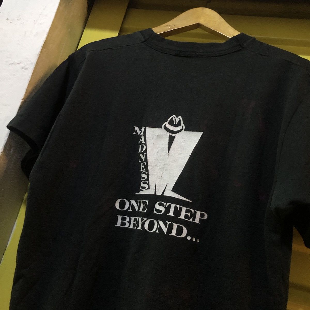 Band Tees × Madness Madness One Step Beyond Band Tee Size US L / EU 52-54 / 3 - 3 Thumbnail