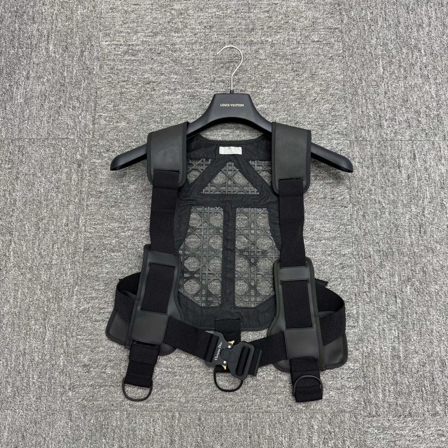 Dior Dior Belt Buckle Vest Size S / US 4 / IT 40 - 1 Thumbnail