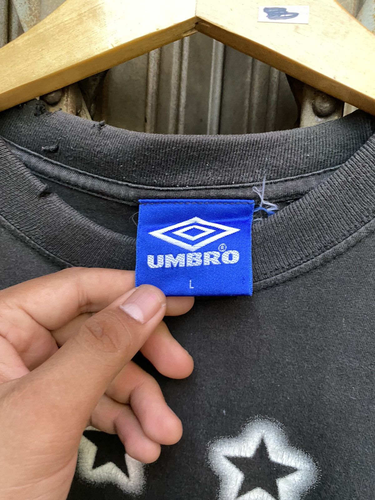 Umbro Vintage Manchester United Champions of Europe by Umbro Tee Size US L / EU 52-54 / 3 - 4 Thumbnail