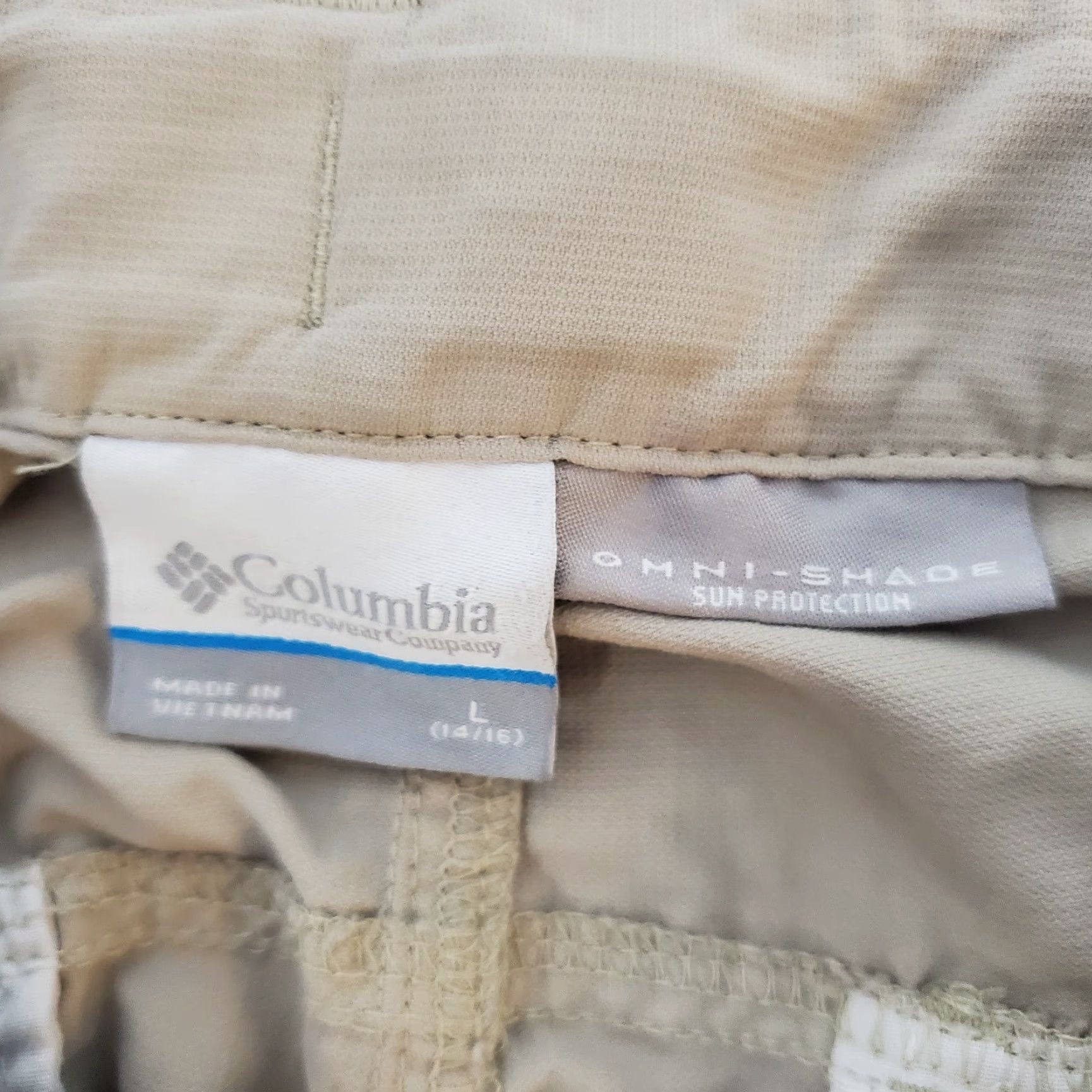 Vintage Columbia Shorts Women L 14-16 Omni-Shade Beige Nylon 4.5 in Hike Outdoor Camping/Travel Activewear Size 36" / US 14 / IT 50 - 3 Thumbnail