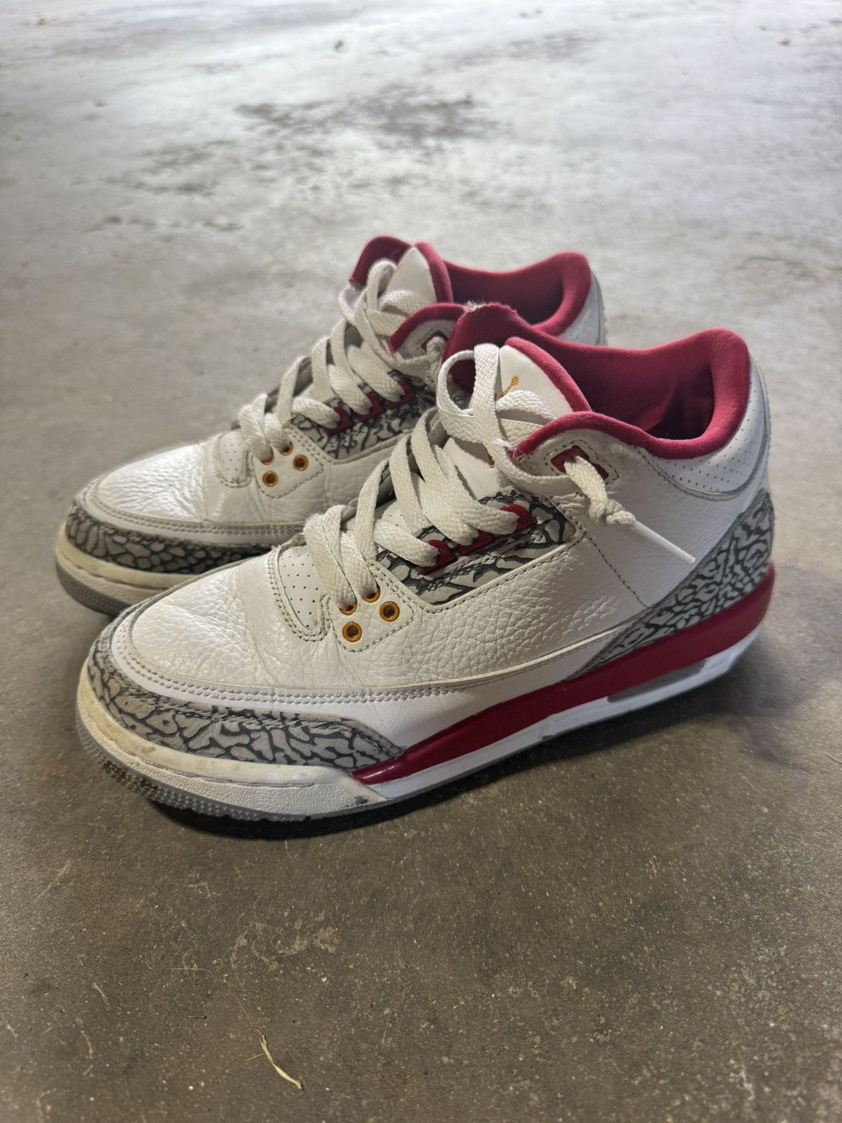 Jordan Brand Jordan 3 Cardinal Red Size US 7 / EU 40 - 2 Thumbnail