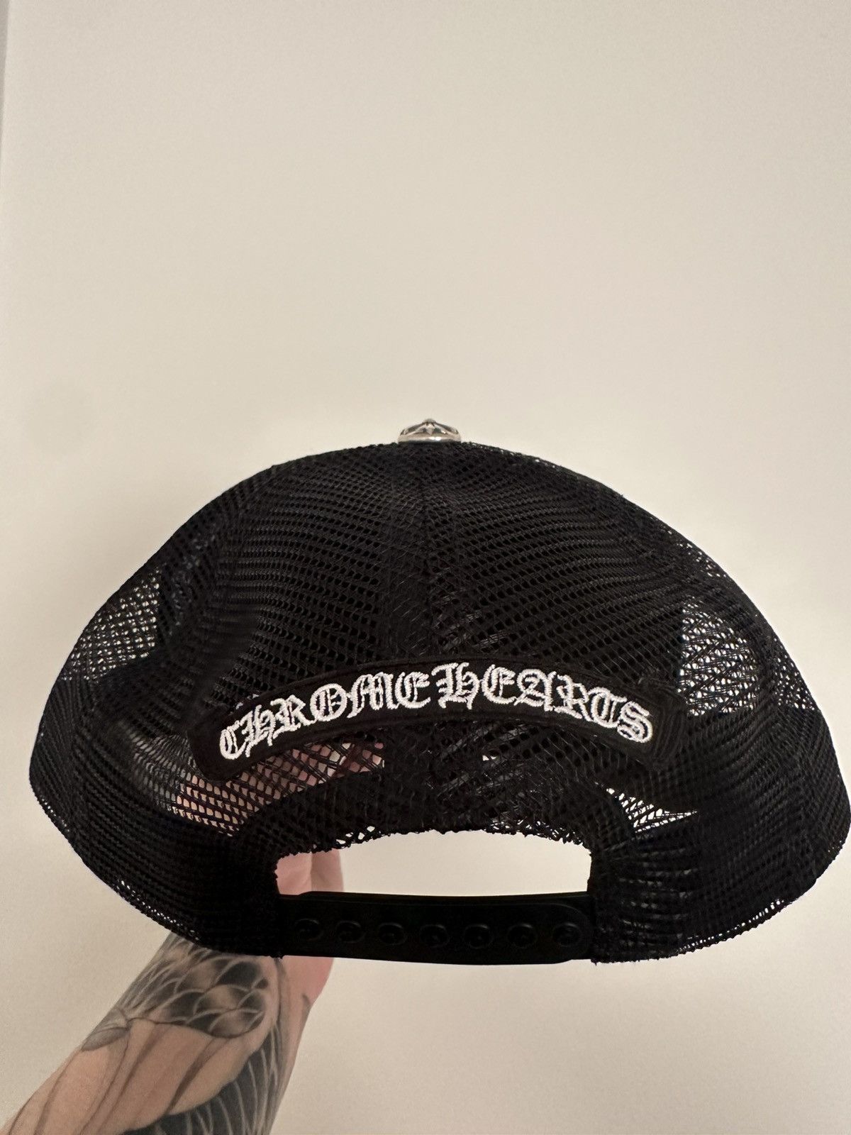 Chrome Hearts Chrome Heart White Triple Cross Trucker Hat Size ONE SIZE - 2 Thumbnail