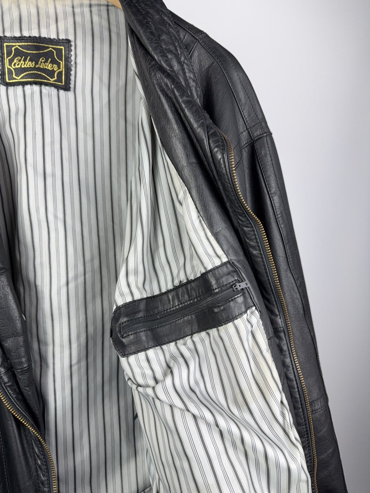 Vintage Vintage Leather Jacket Genuine Leahter bomber Moto Oldmoney Size US L / EU 52-54 / 3 - 11 Thumbnail