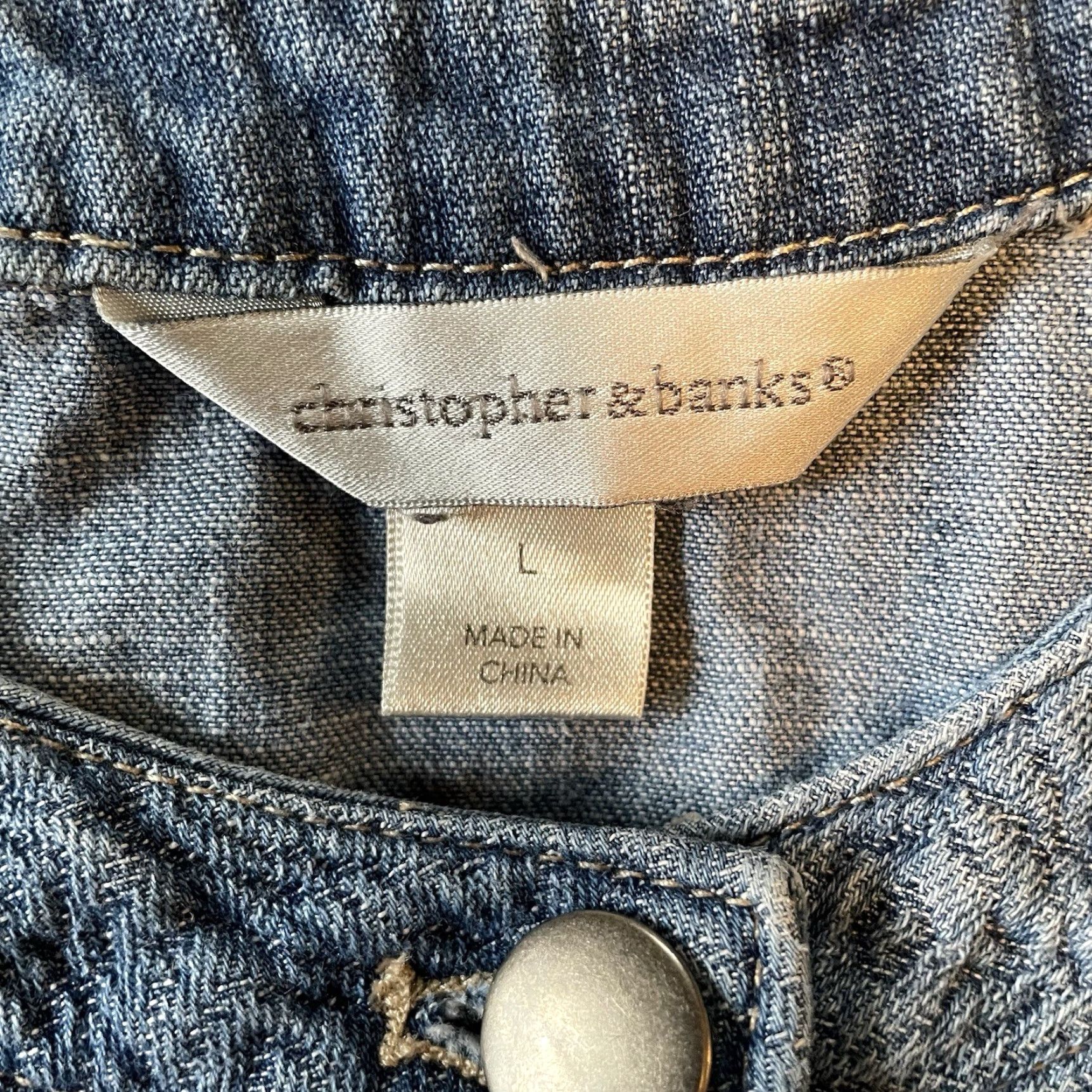 Vintage VINTAGE Christopher & Banks Denim Jean Jacket Women’s L Jacquard Blue Pockets Boho Jacket Mens? Wait. Size 36" / US 14 / IT 50 - 5 Thumbnail