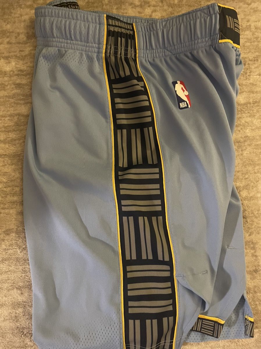 Jordan Brand Official NBA Memphis Grizzlies Jordan Game Shorts Size US 34 / EU 50 - 3 Thumbnail