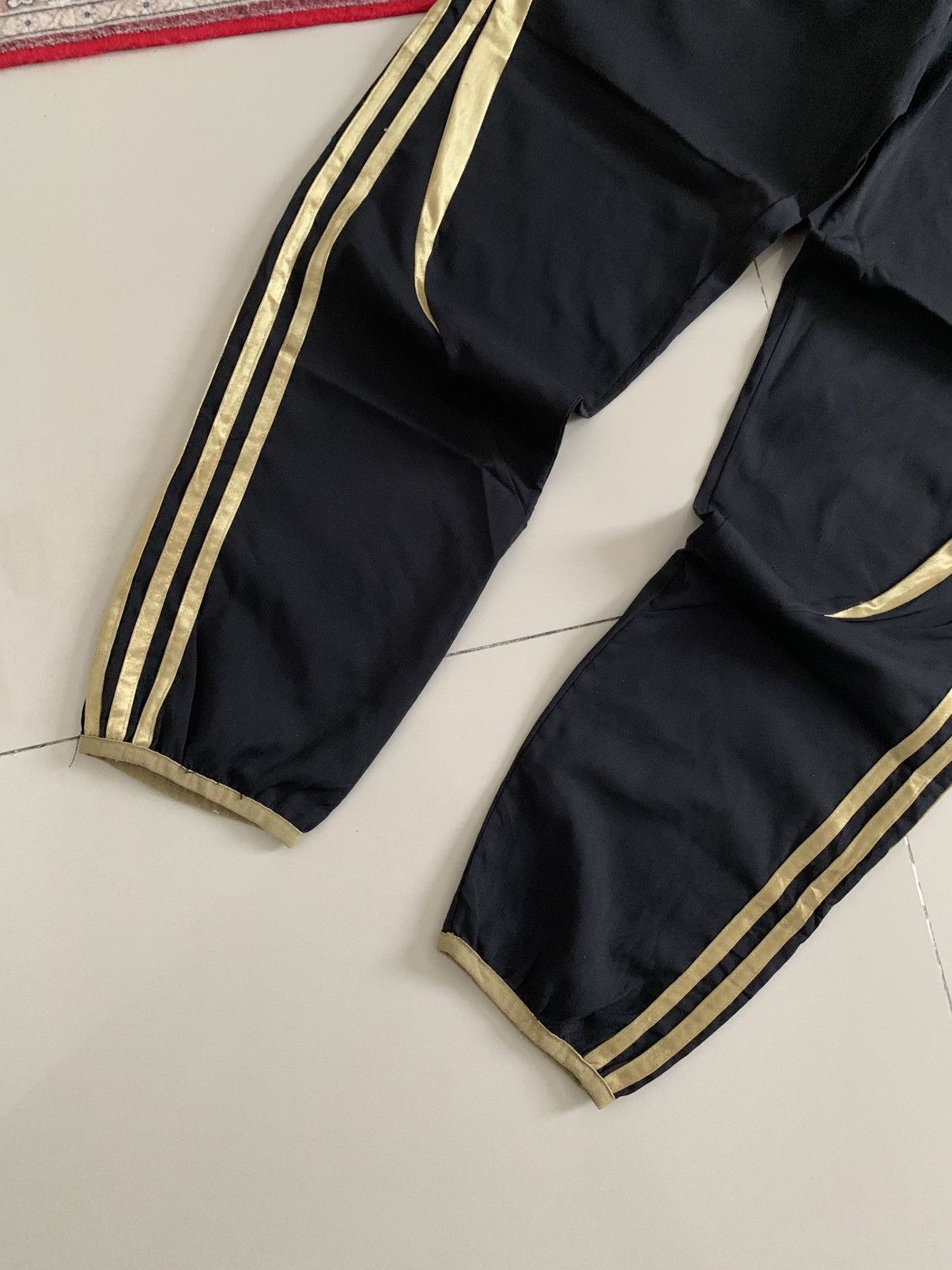 Adidas Adidas Arsenal 2021 Trainning Woven Pants Size US 32 / EU 48 - 2 Thumbnail