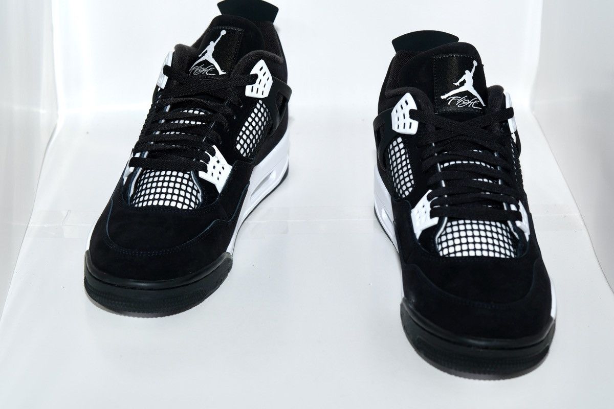 Jordan Brand Air Jordan 4 Retro White Thunder Size 13 Brand New Size US 13 / EU 46 - 8 Thumbnail