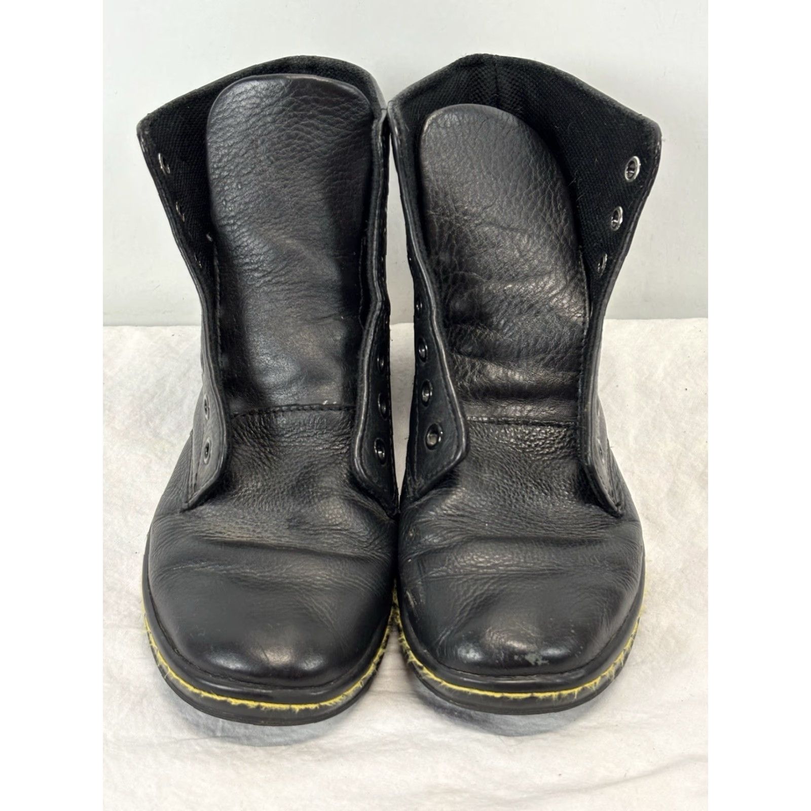 Dr. Martens Dr. Martens Leyton Women’s Ankle Boots Black NO Laces US 6 EU 37 Leather Rubber Flat 90s Boots Womens Size US 4 / IT 34 - 3 Thumbnail