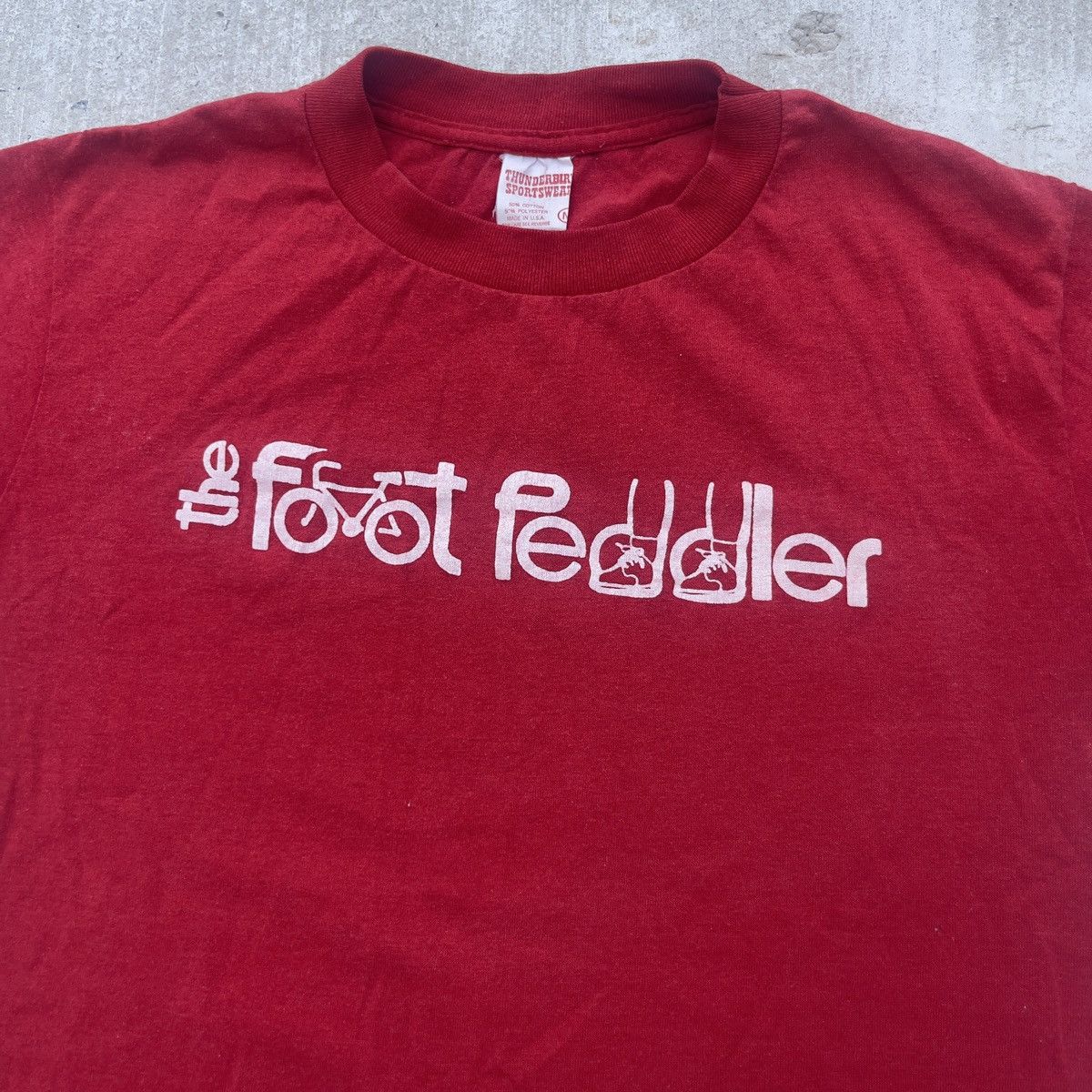 Vintage 1980s THUNDERBIRDS SPORTSWEAR THE FOOT PEDDLER Single Stitch Size US M / EU 48-50 / 2 - 2 Thumbnail