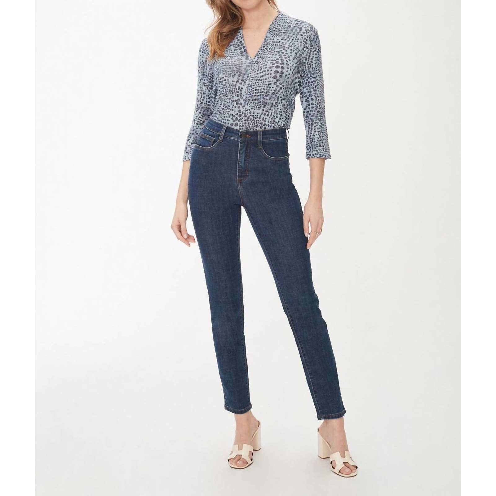 FDJ Suzanne Capri Pale Wash Jeans 6773809