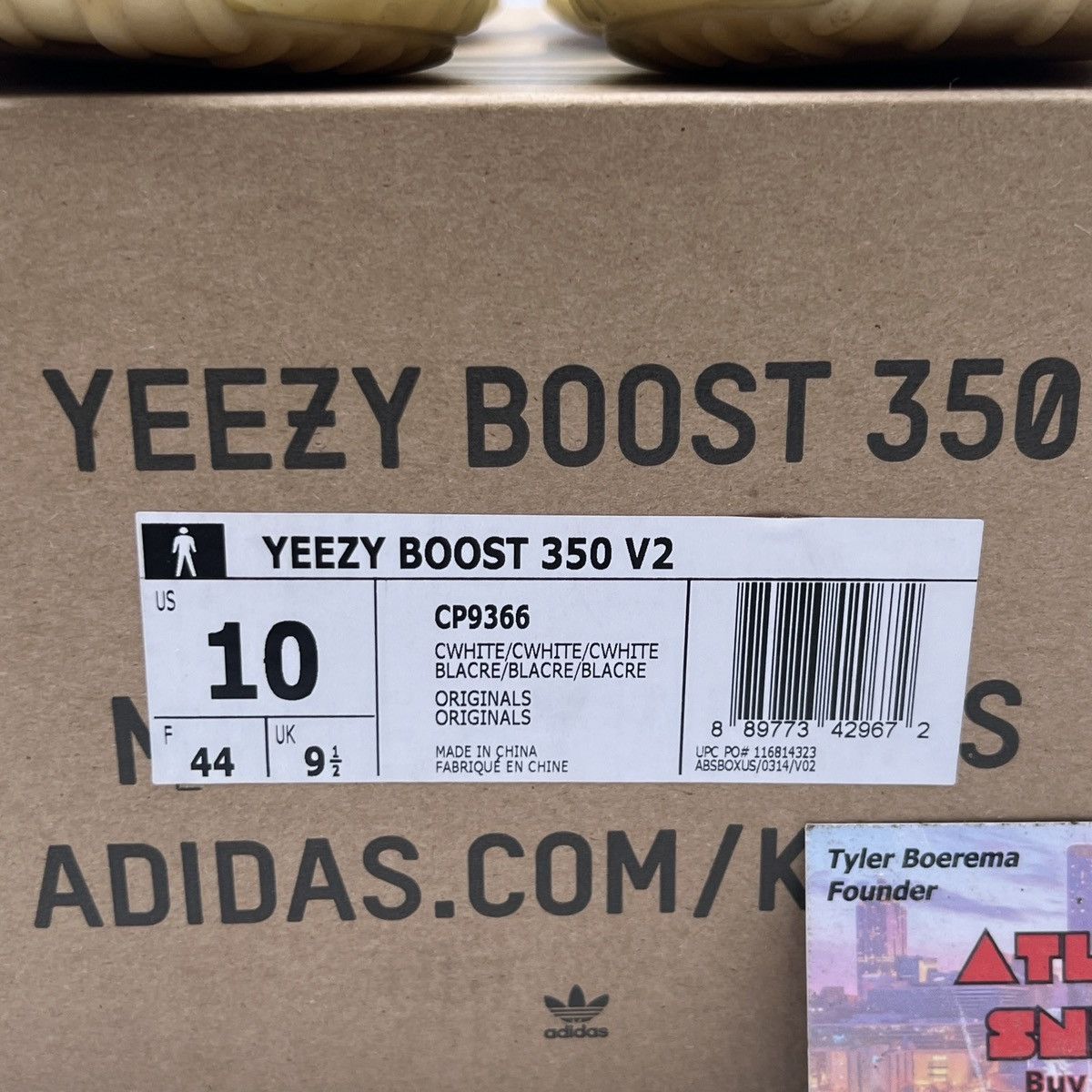 Adidas Yeezy boost 350 cream white triple white Size US 10 / EU 43 - 6 Thumbnail