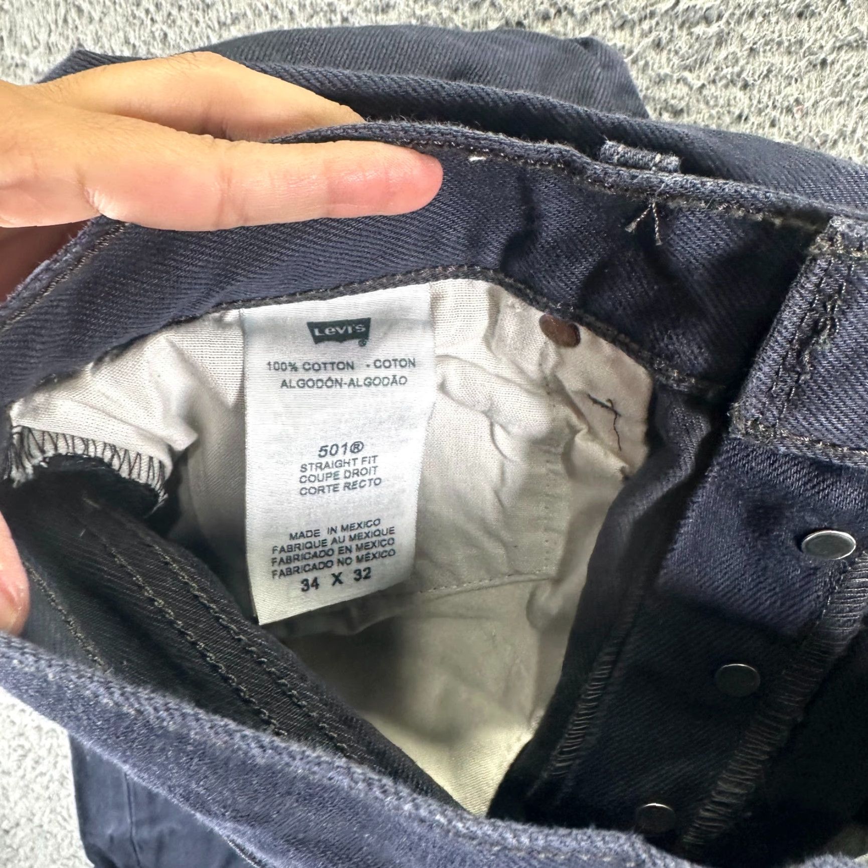 VINTAGE Levi's 501 Jeans Men 34x32 Blue Cotton Denim Straight Button-Fly Jeans Mens 501 City Classic Outdoor 501 Series Denim Blue Mens