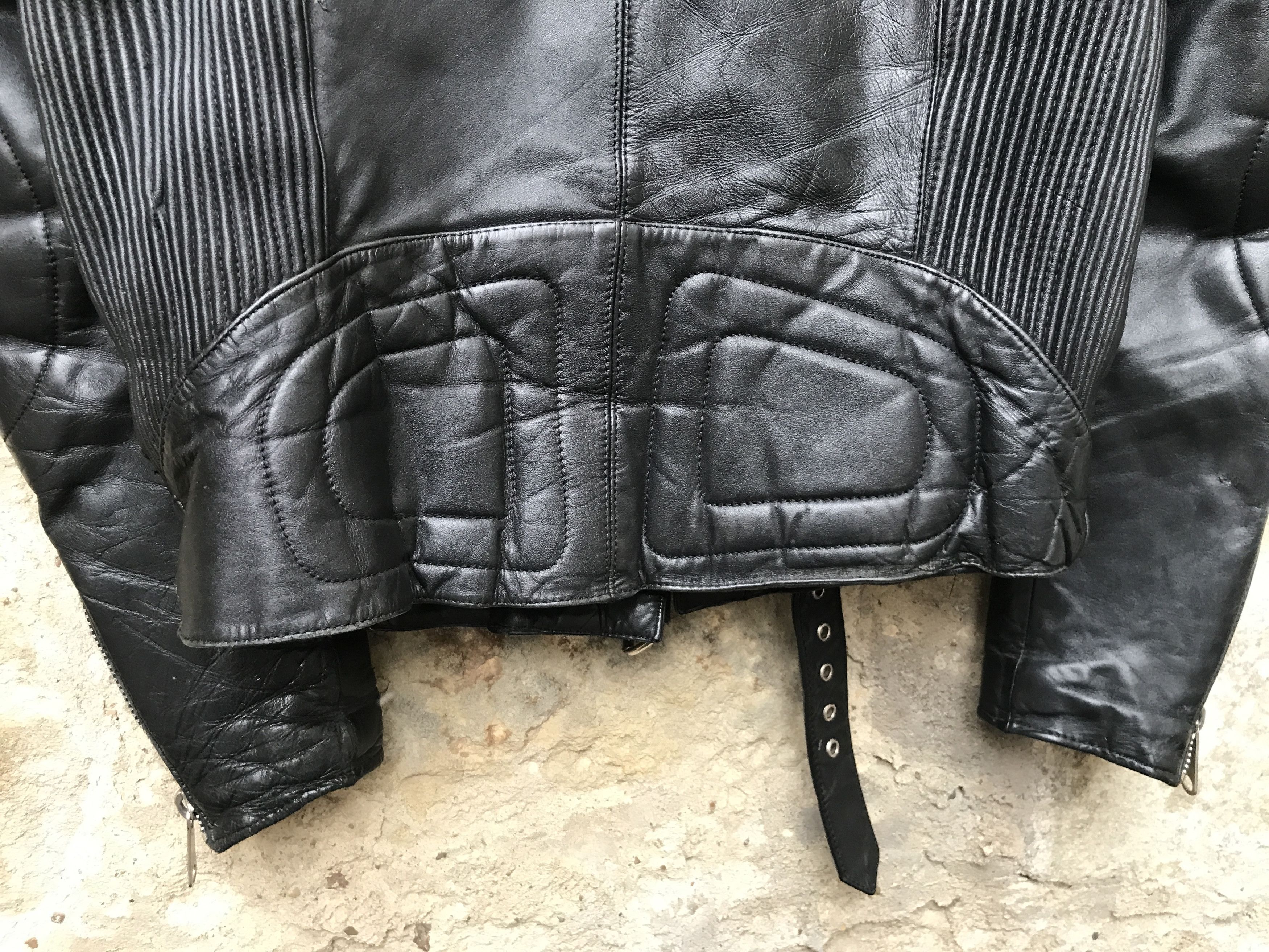 Vintage Rare Vintage 70s Sporty fit Twin Track Leather Biker Jacket Size US L / EU 52-54 / 3 - 17 Thumbnail