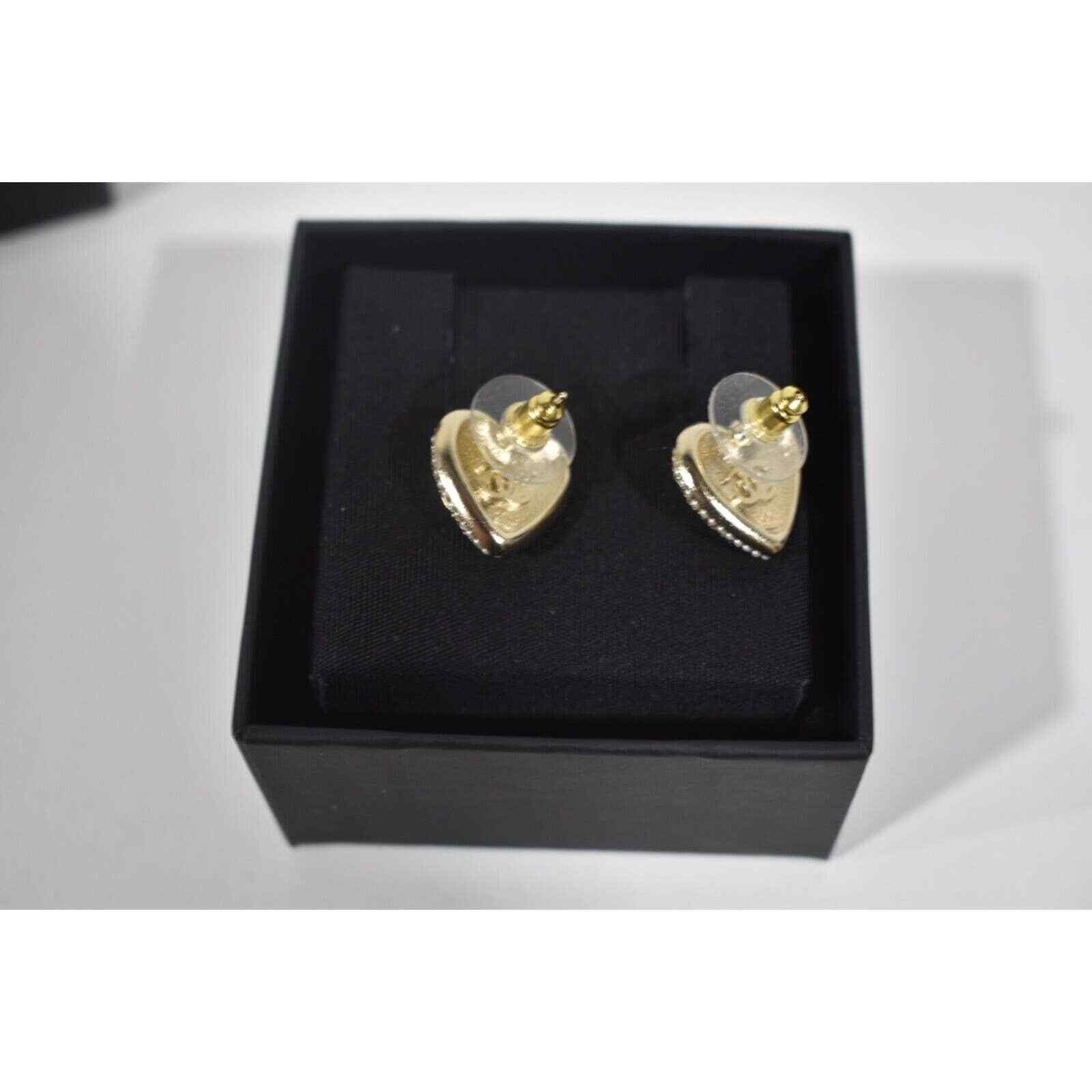 Chanel Chanel Heart Crystal Gold Pearl Pearly Stud Earrings Size ONE SIZE - 11 Thumbnail