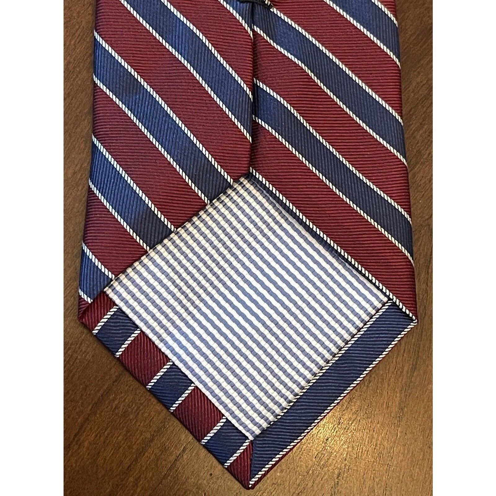 Haggar Haggar Burgundy Blue 100% Silk Men’s Neck Tie Made In China Size ONE SIZE - 2 Thumbnail