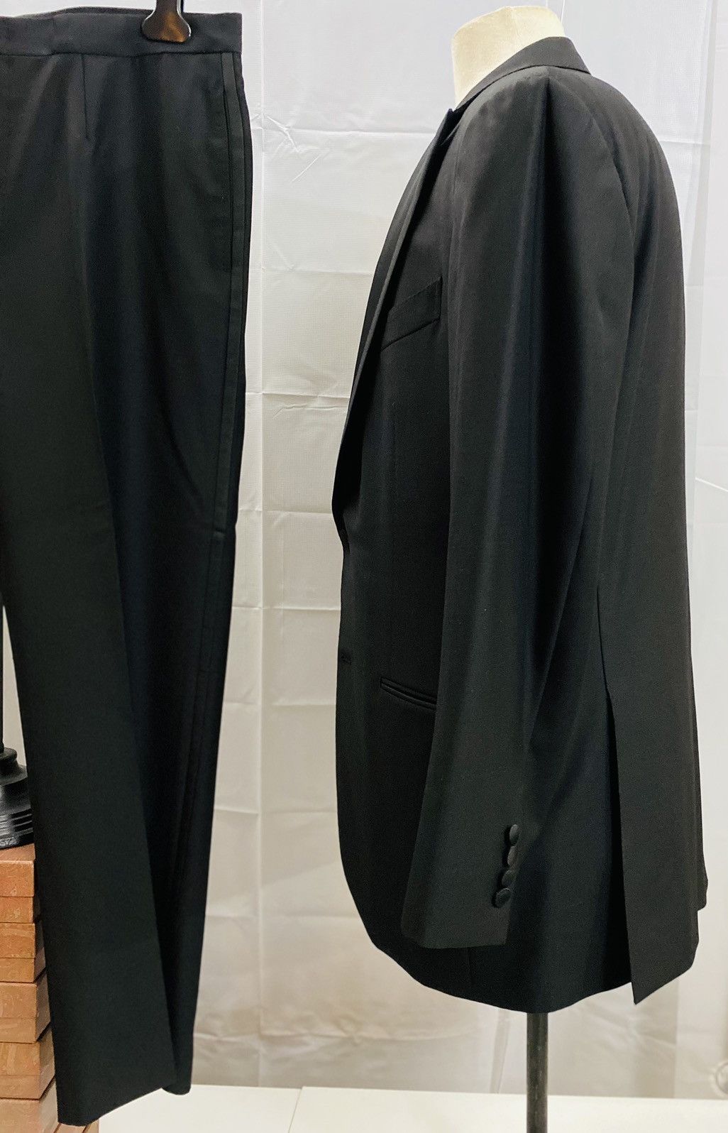 Ermenegildo Zegna Ermenegildo Zegna Black Peak Lapel 2-Btn Milano Fit Tux 52S Size 42S - 6 Thumbnail
