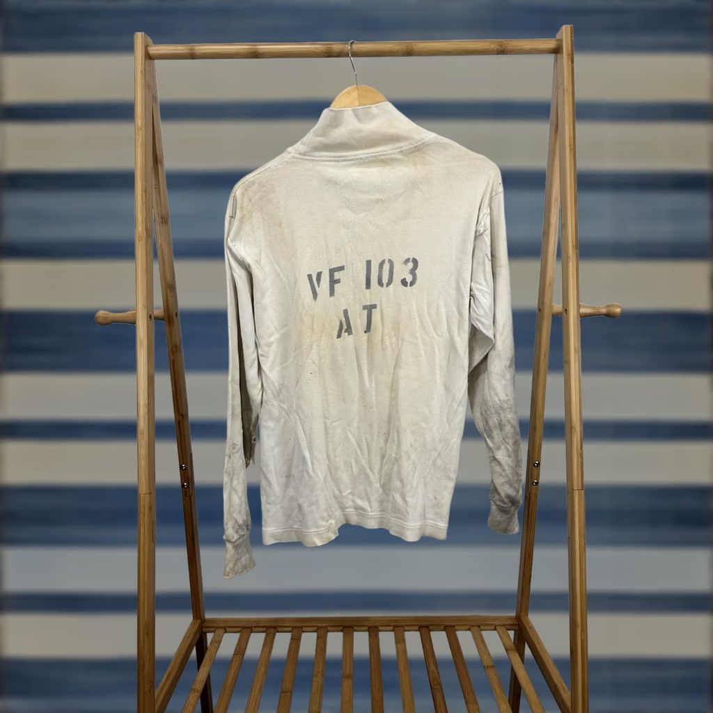 Vintage VINTAGE 60s 70s US Navy Military VF 103 Squadron Crew Shirt L Cream Mens Size US L / EU 52-54 / 3 - 1 Thumbnail