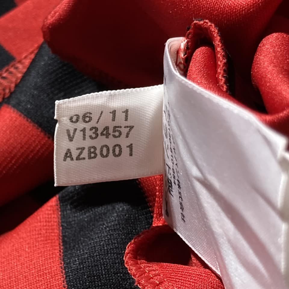 Adidas 2011-12 AC Milan Home Adidas V13457 Size US S / EU 44-46 / 1 - 9 Thumbnail