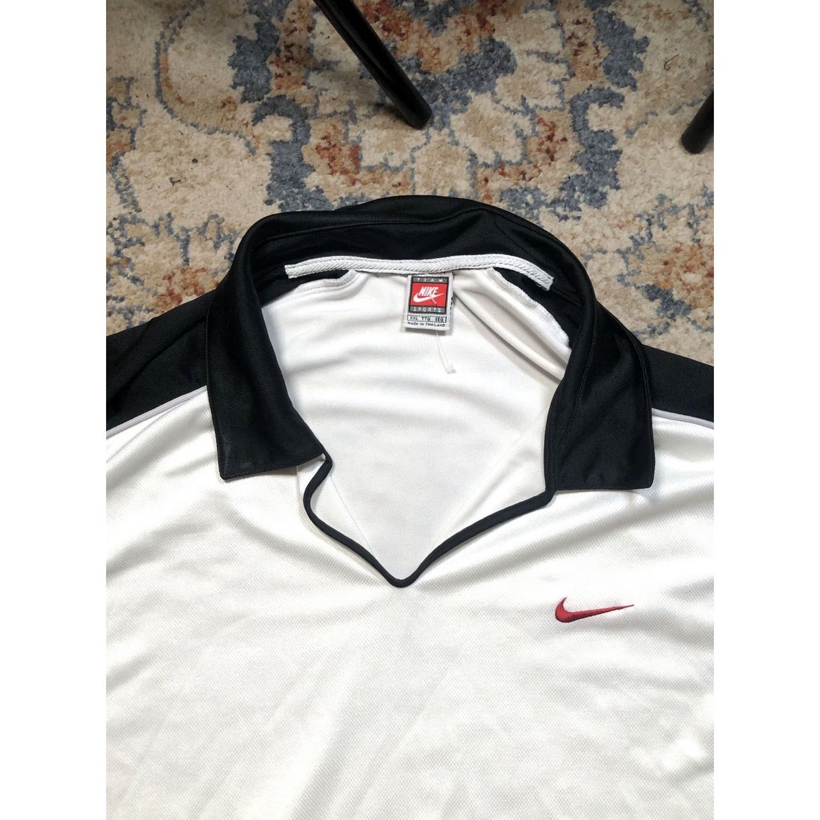 Nike VINTAGE Nike Team Sports V Neck Logo Polo Shirt Mens 2XL White Black Nike Dri-FIT Polo Size US XXL / EU 58 / 5 - 2 Thumbnail
