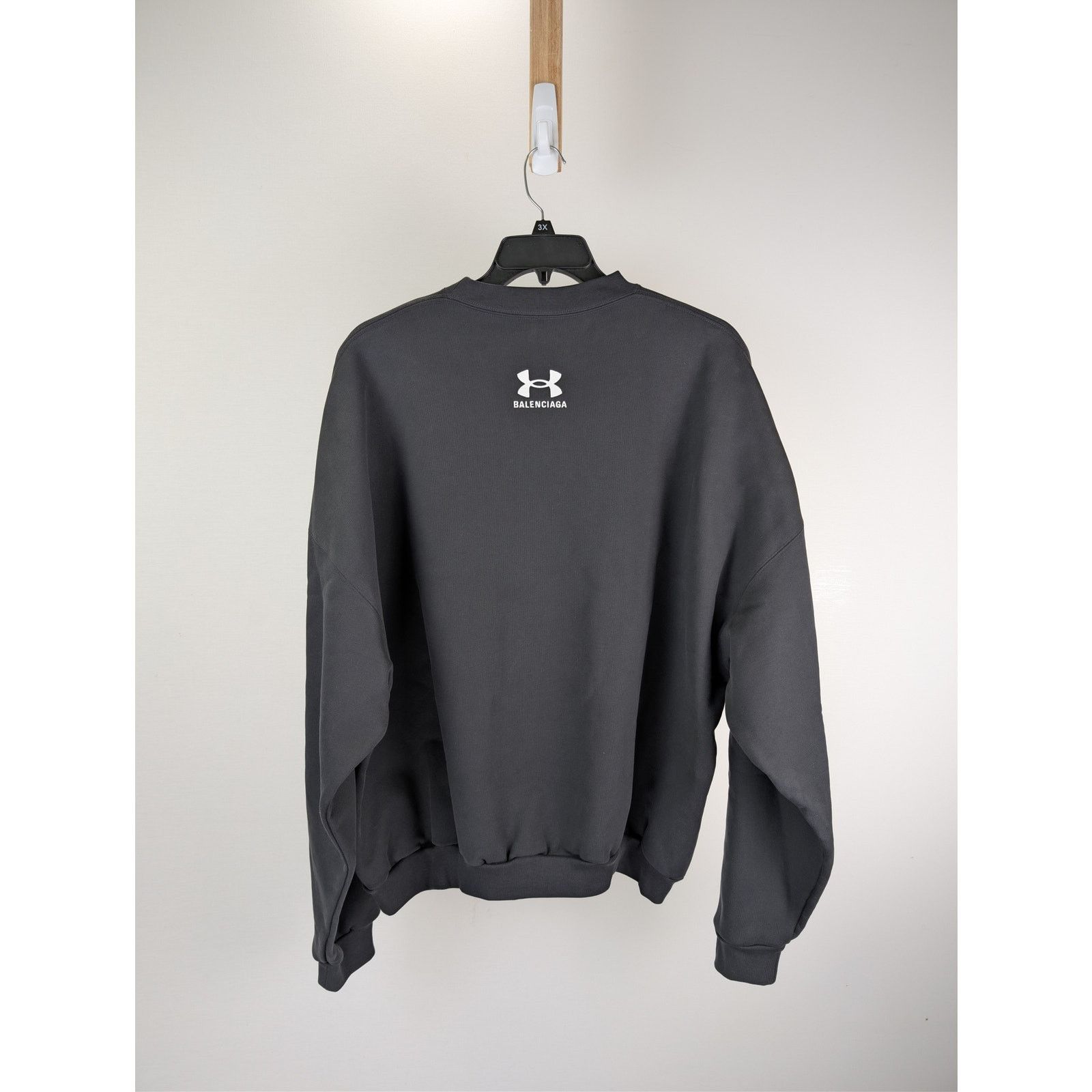 Balenciaga × Under Armour o1rshd1 Under Armour Oversized Crewneck Sweatshirt in Black Size US XL / EU 56 / 4 - 13 Thumbnail