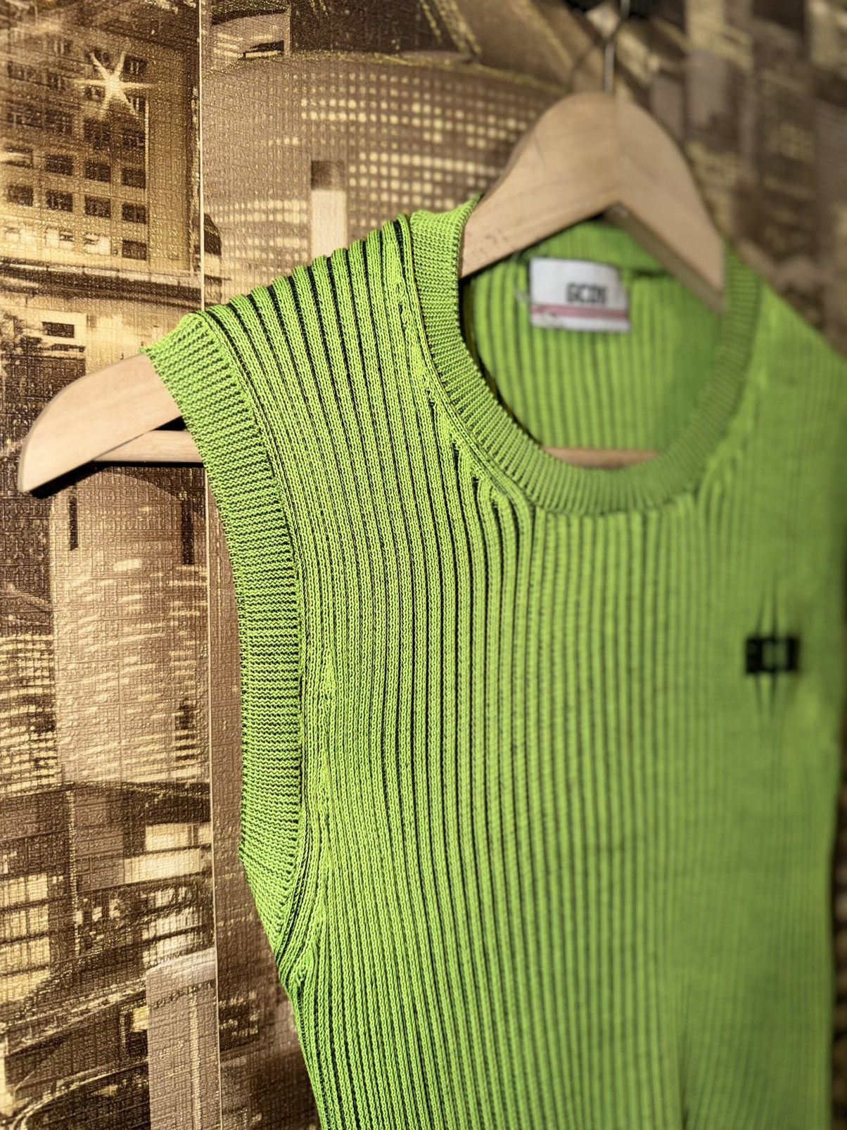 GCDS GCDS Ribbed Knit Sleeveless Top Size S Size S / US 4 / IT 40 - 3 Thumbnail