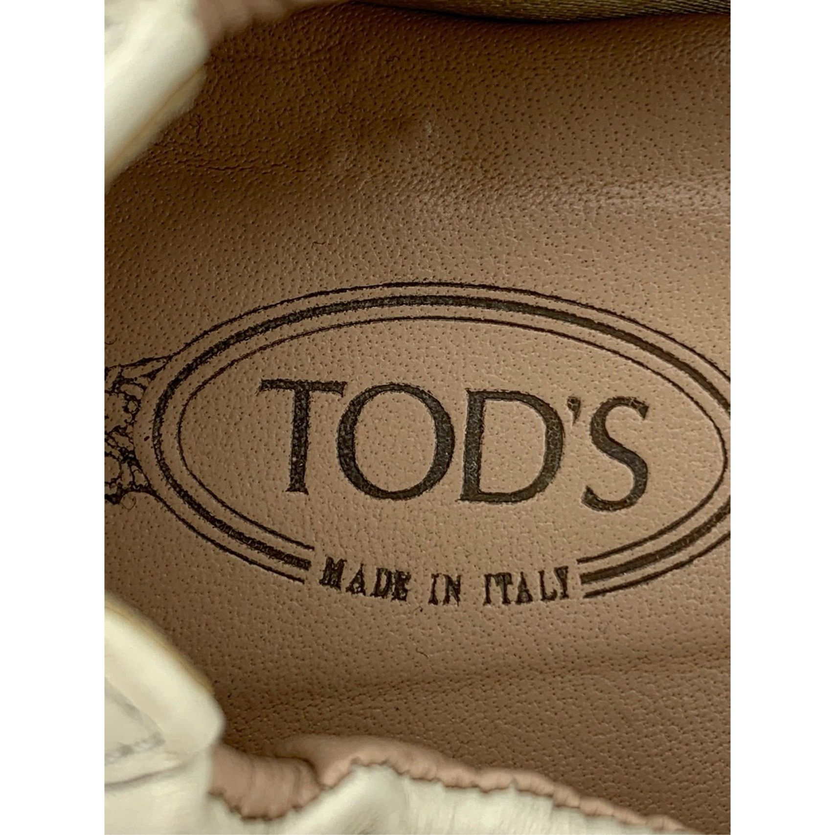 Tod's Tods Womens Ivory Leather Loafers With Silver Buckle Accent Size US 7 / IT 37 - 7 Thumbnail