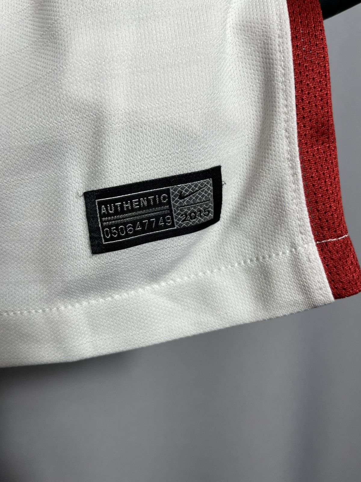 Nike FRANCE 2015 2016 Away Football Shirt Soccer Jersey Nike Size US S / EU 44-46 / 1 - 5 Thumbnail